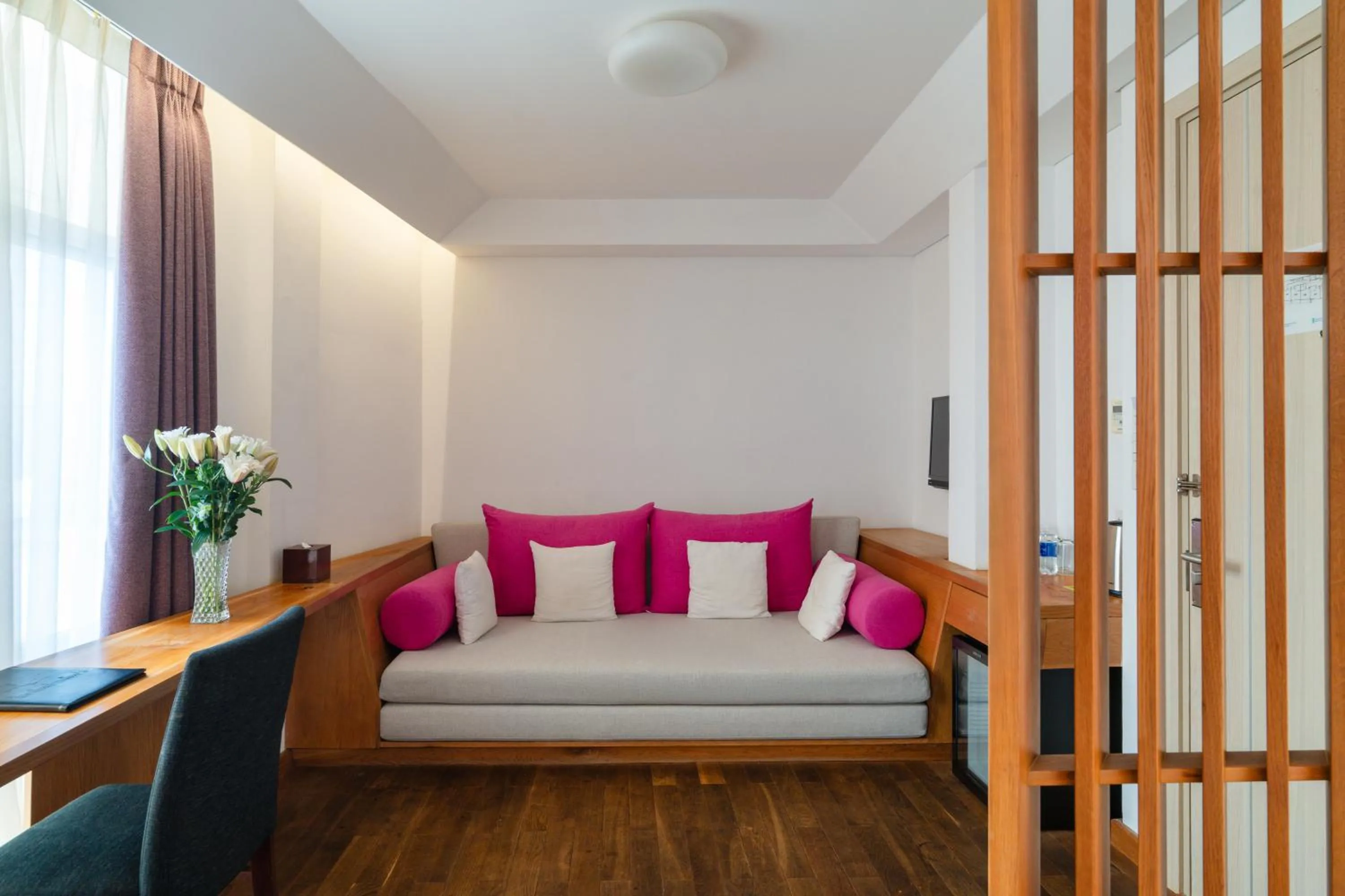 Seating area in Liberty Hotel Saigon Greenview