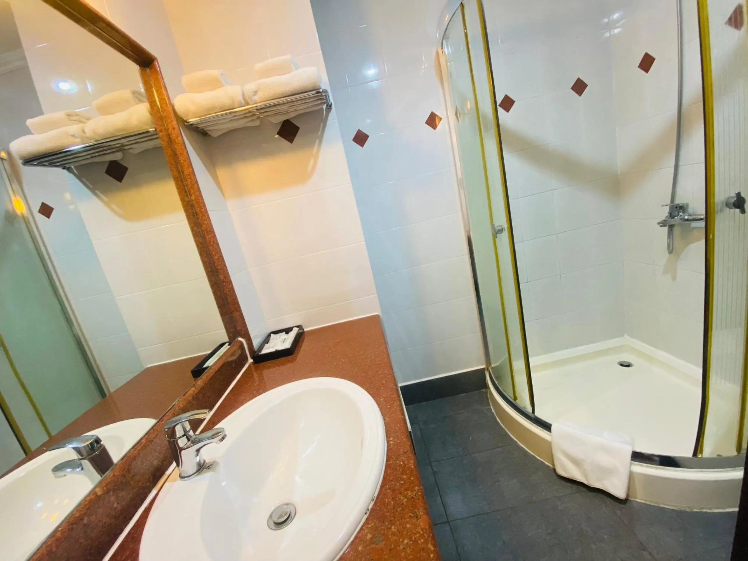 Shower in Liberty 2 Hotel