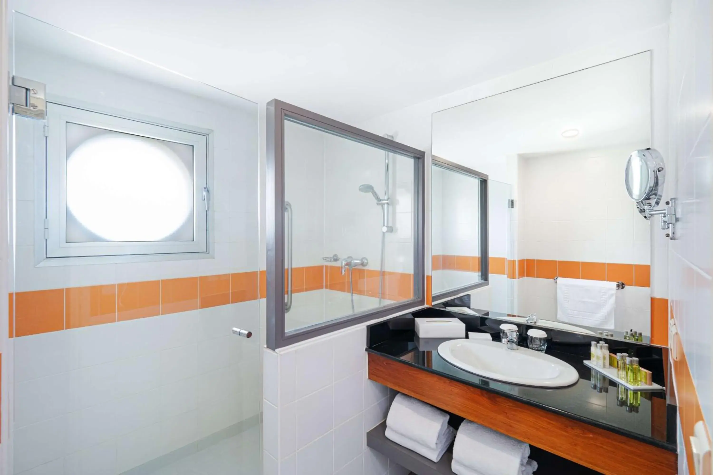 Three-Bedroom Apartment with Garden View in Hilton Noumea La Promenade Residences Three-Bedroom Apartment with Garden View in Hilton Noumea La Promenade Residences