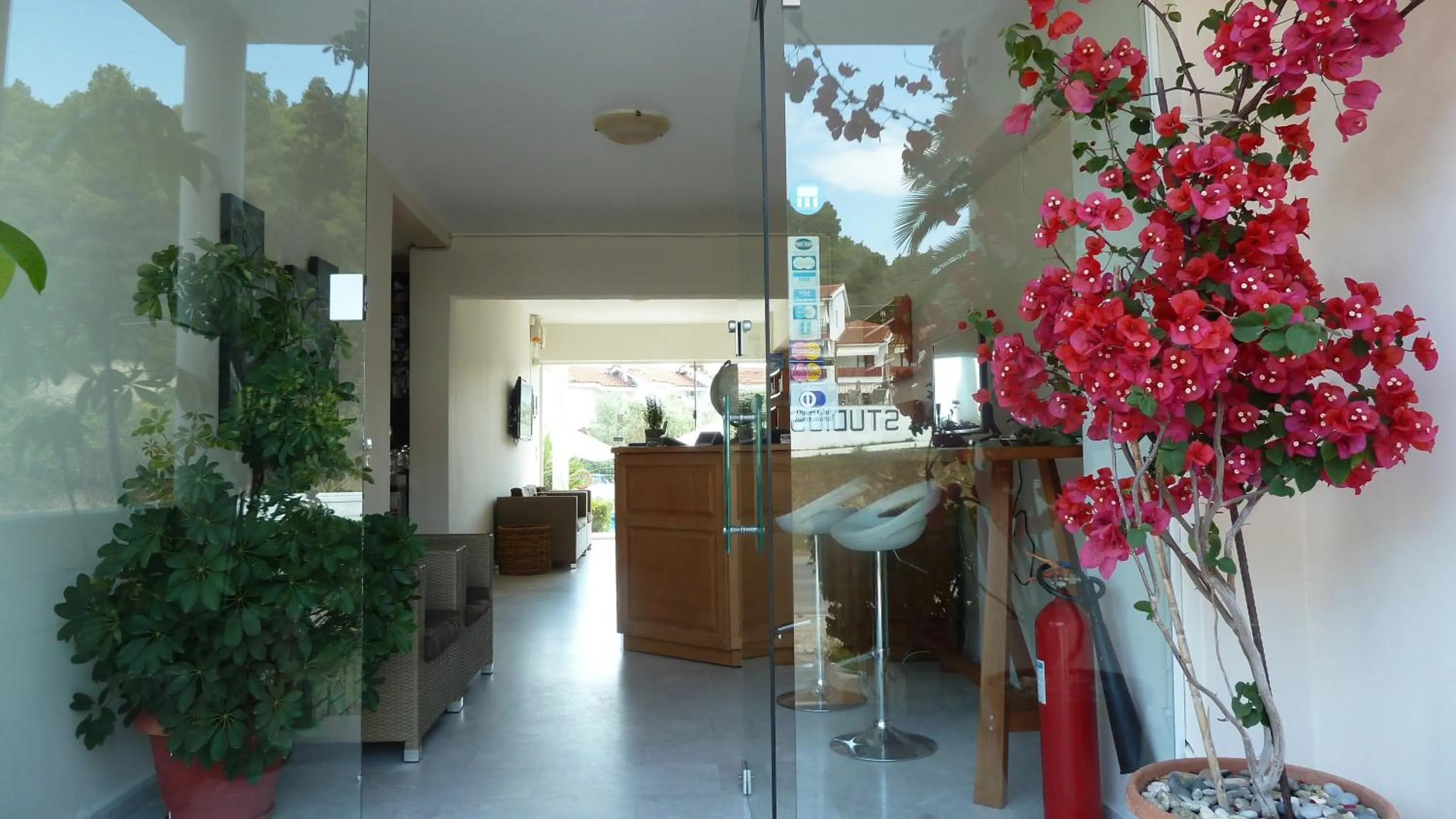 Area and facilities in Evridiki Hotel