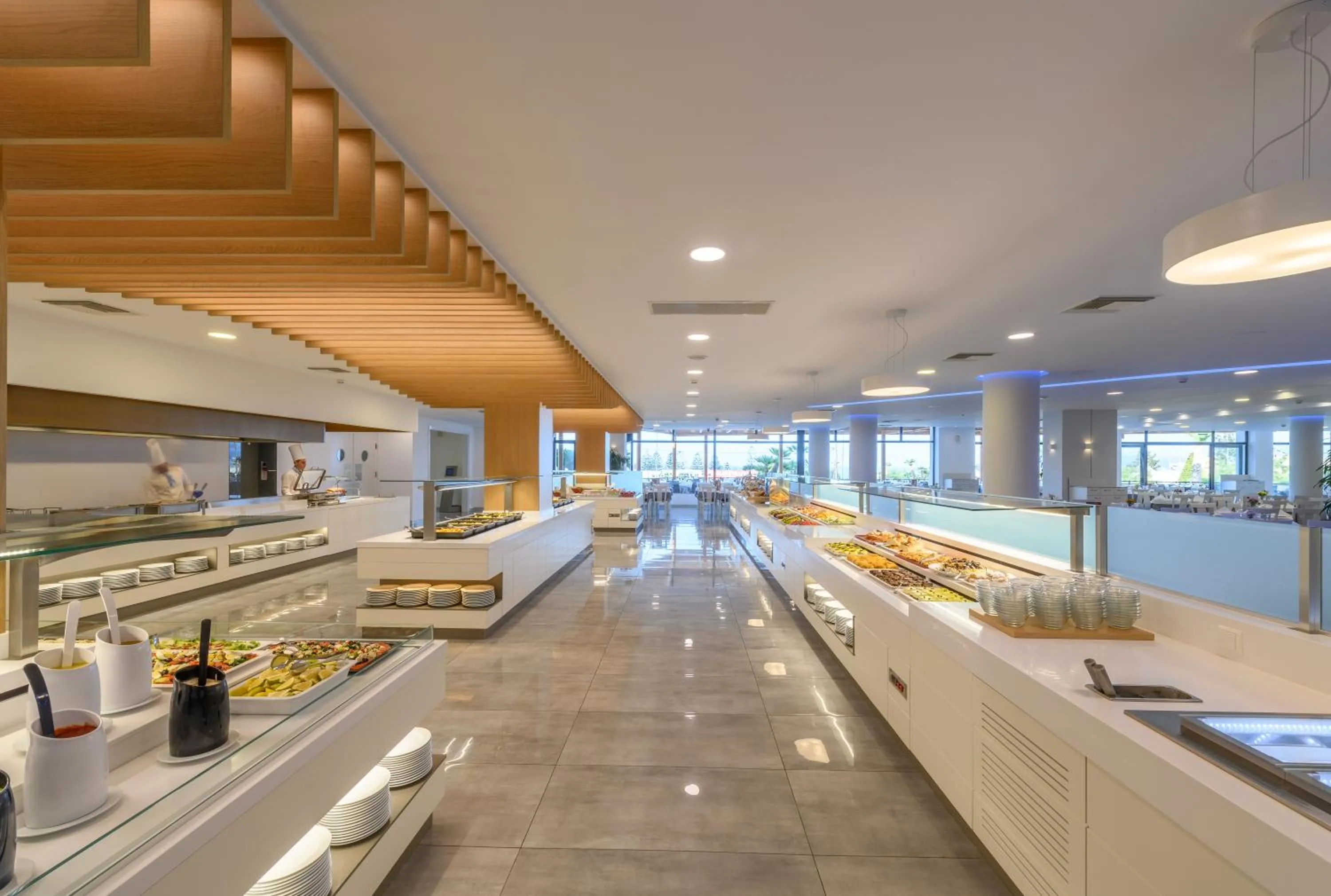 Restaurant/places to eat in Grand Hotel Holiday Resort