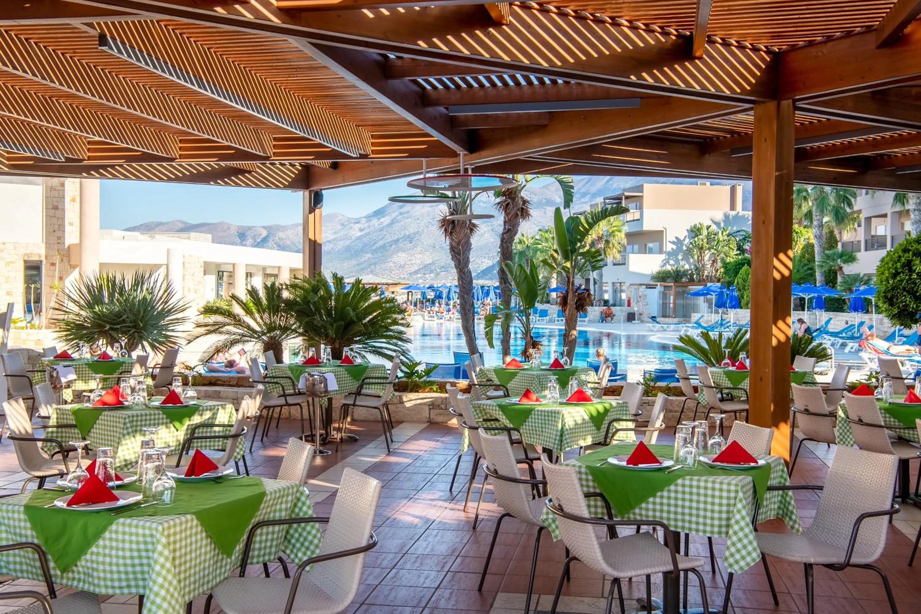 Grand Hotel Holiday Resort