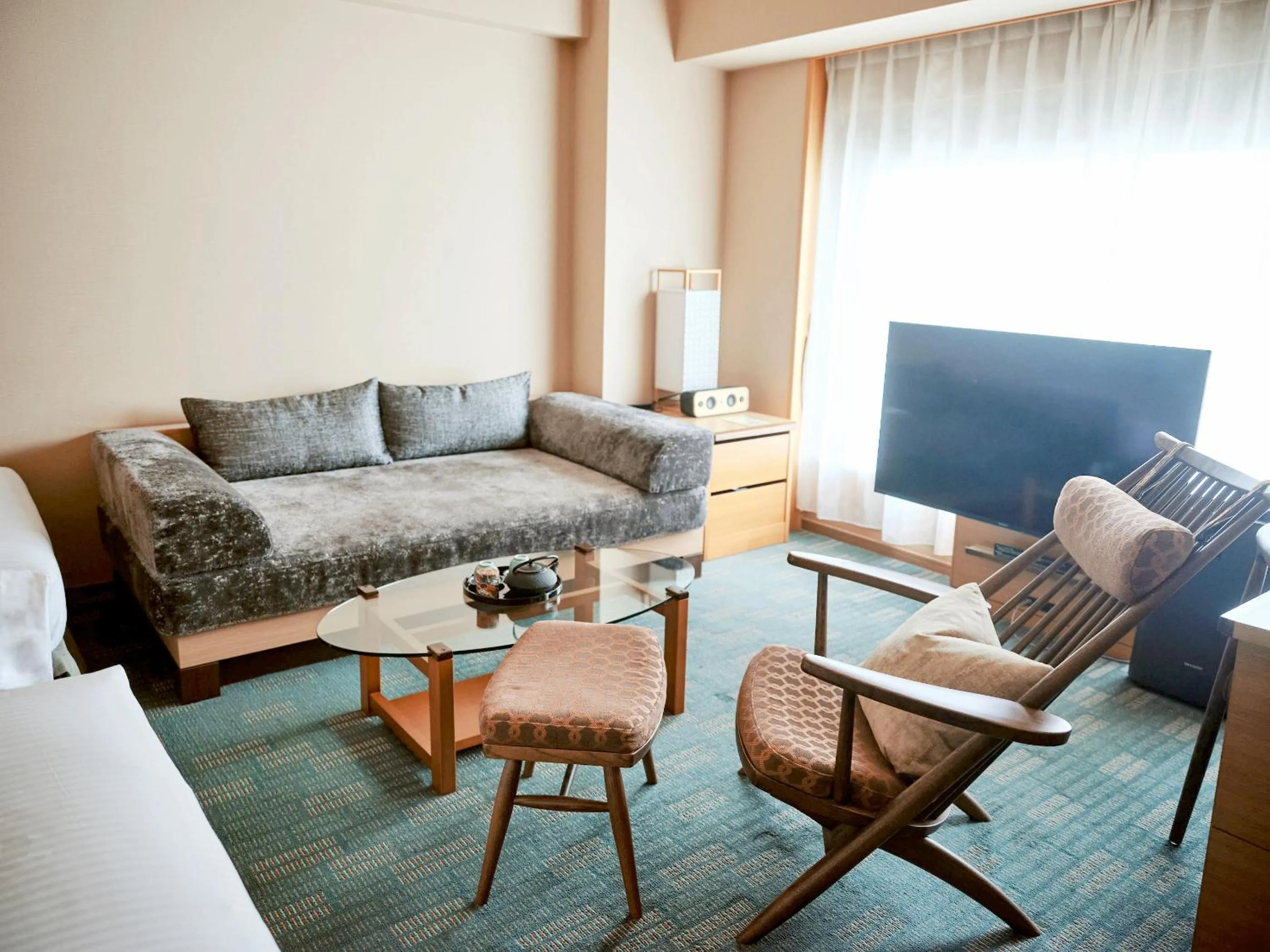 Photo of the whole room in Hotel Niwa Tokyo