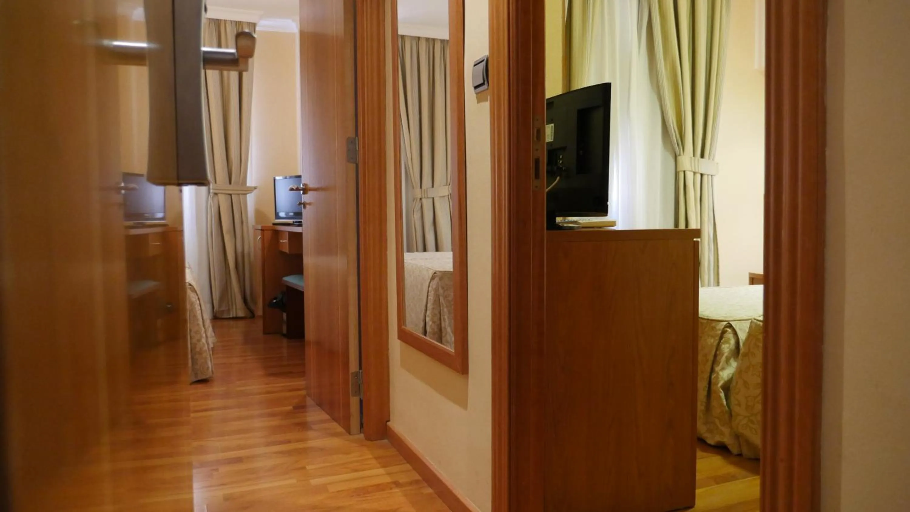 Bedroom in Hotel Rusadir