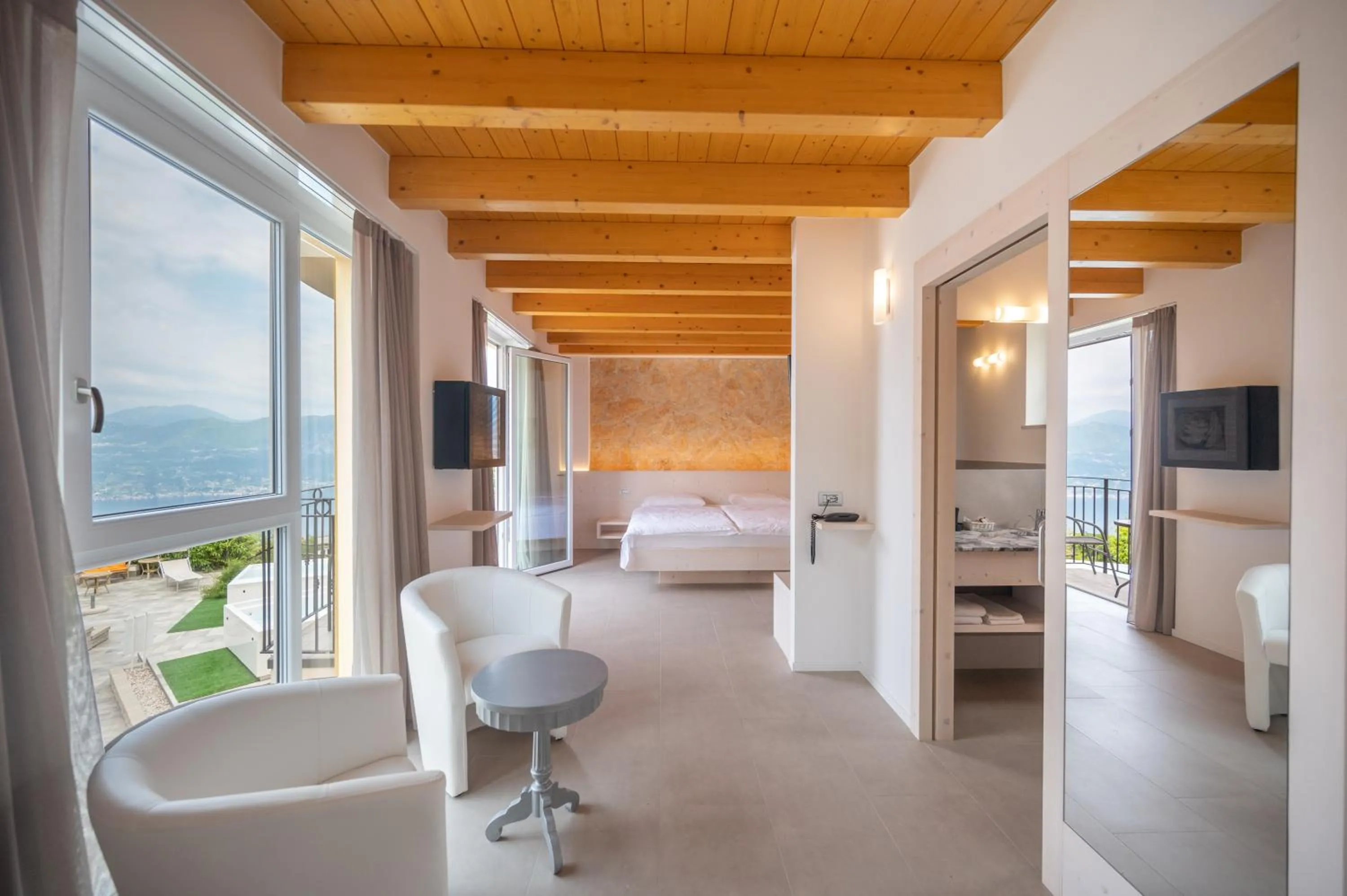 Bedroom, Bed in Hotel Laguna