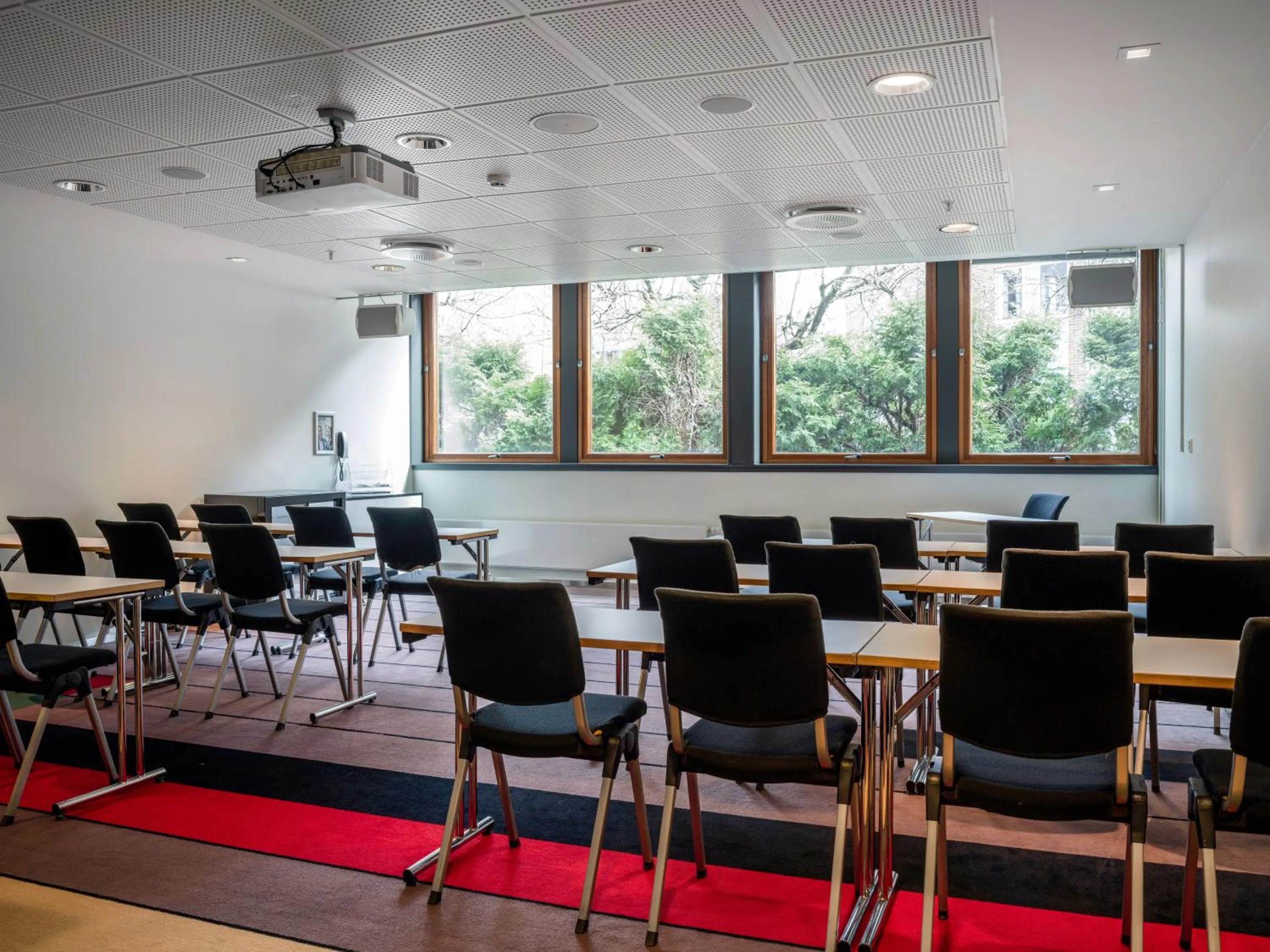 Business facilities in Quality Hotel 33