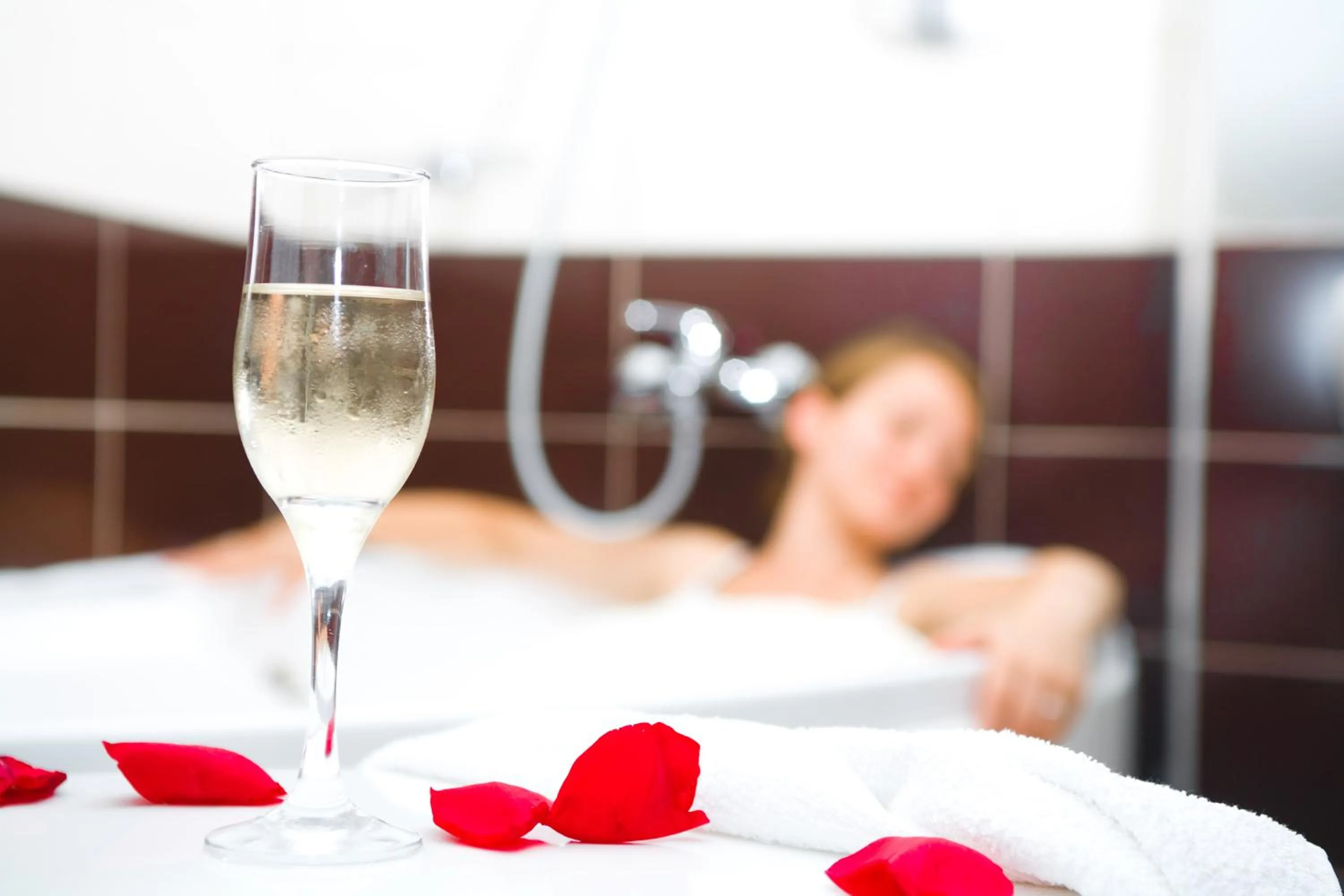 Alcoholic drinks, Bed in Rubin