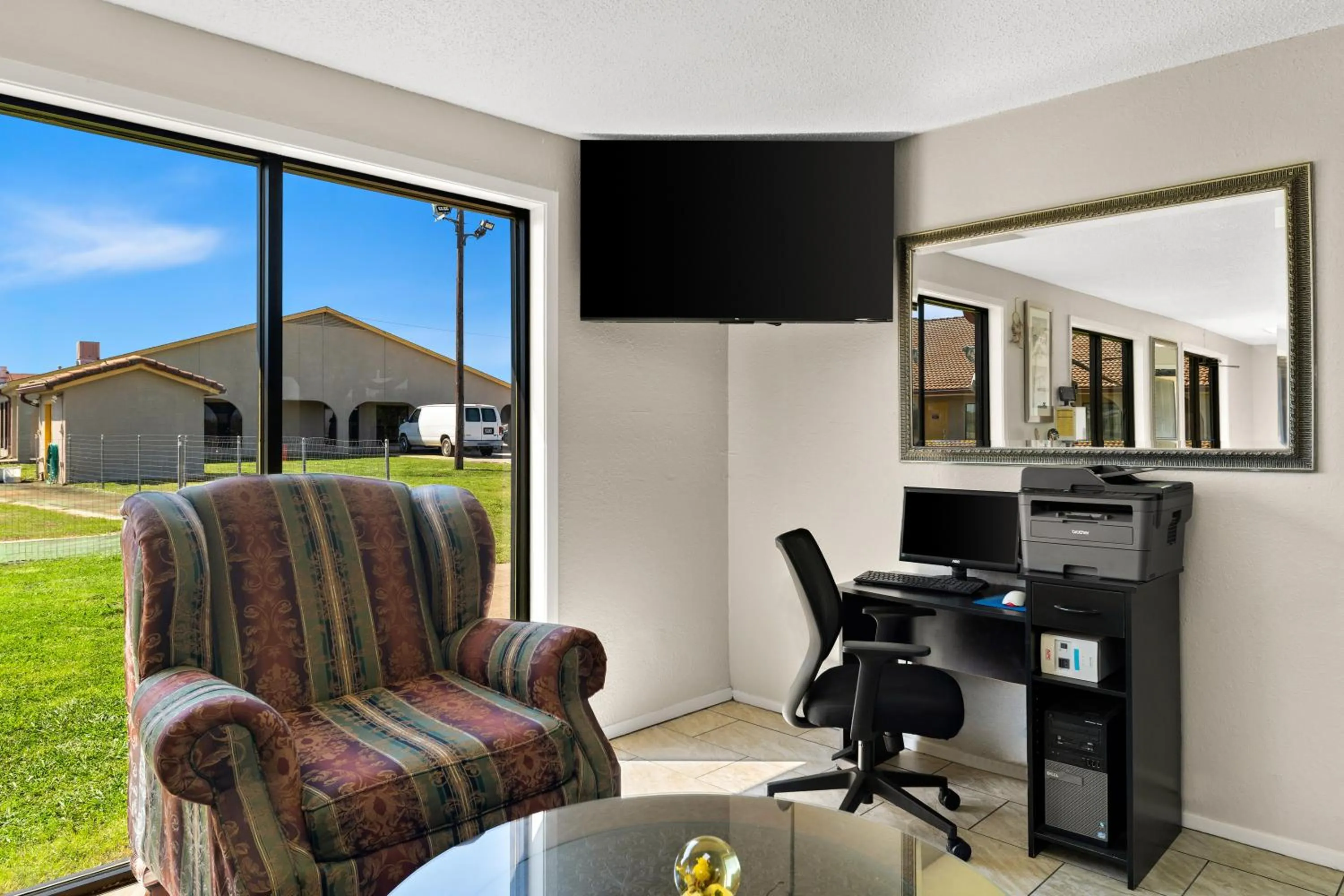 Business facilities in Americas Best Value Inn Bonham