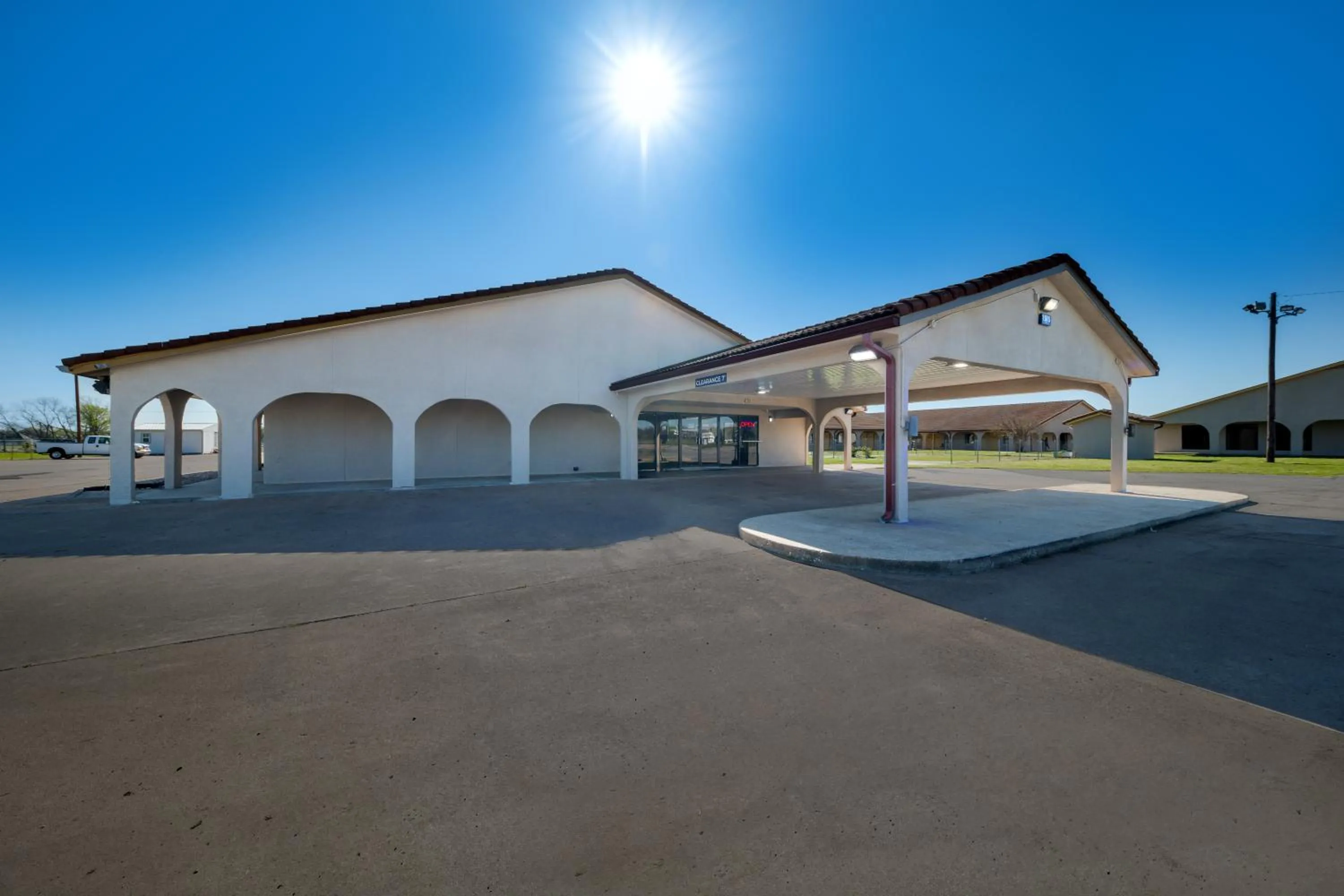 Property building in Americas Best Value Inn Bonham