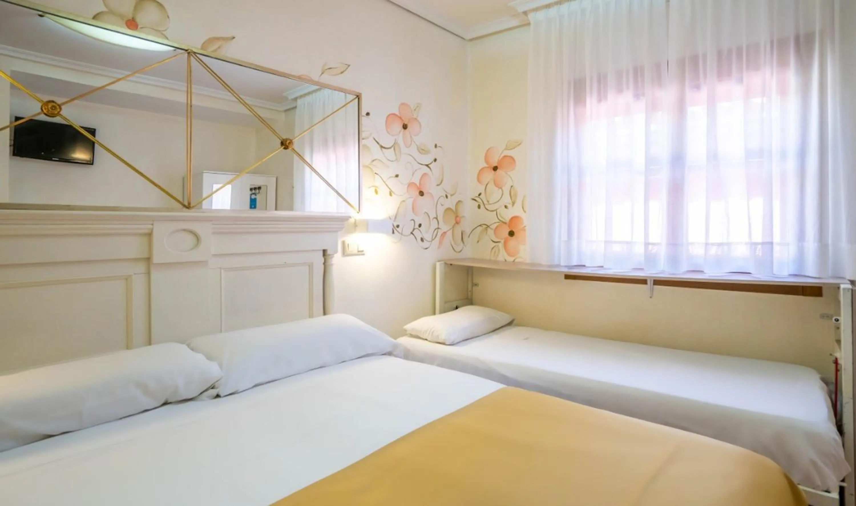 Bed in YIT Puerta Bisagra