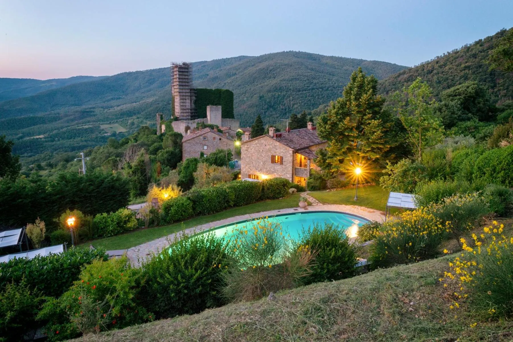 Pool view in Rocca Di Pierle, Agriturismo di Charme - Cortona