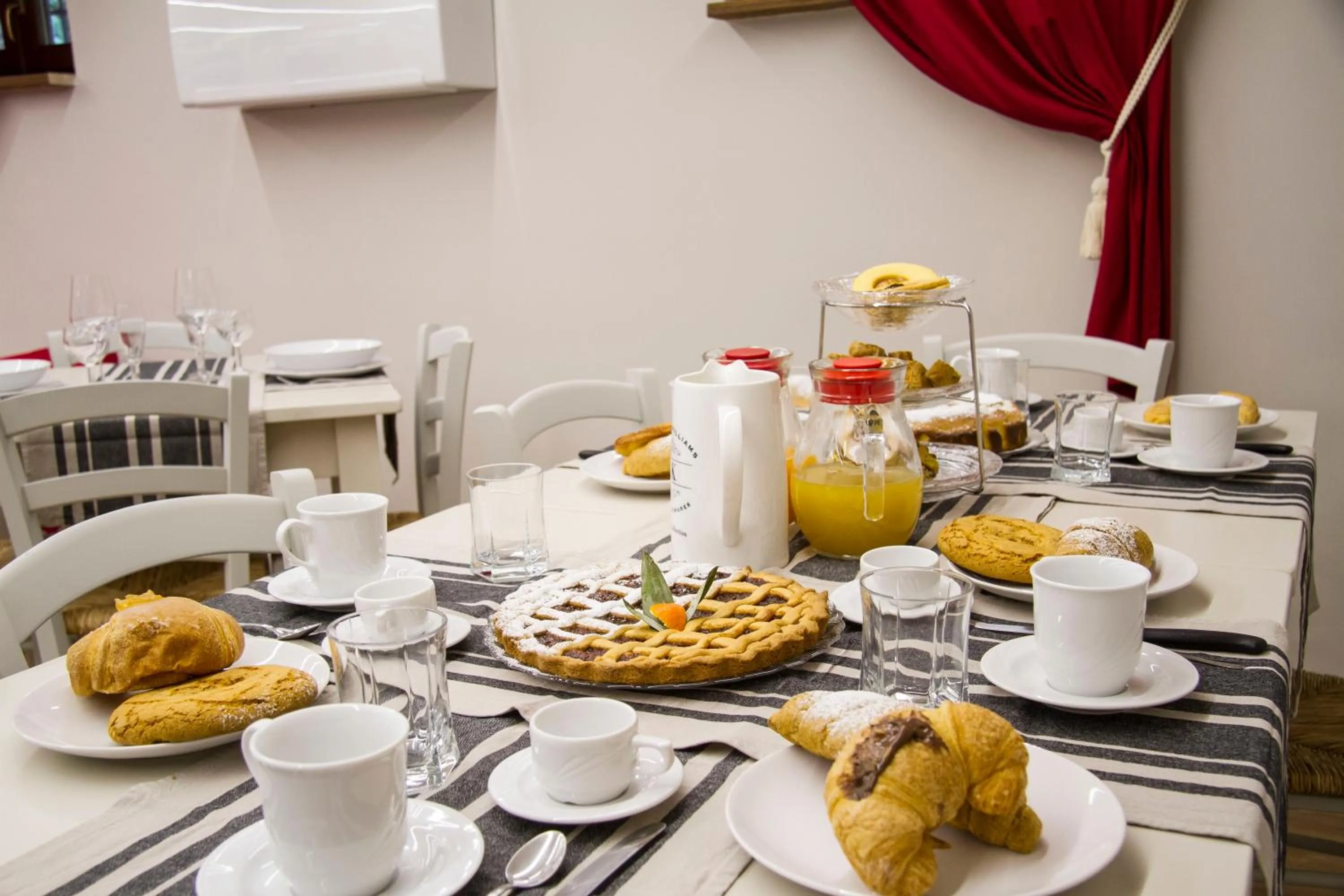 Restaurant/places to eat in Rocca Di Pierle, Agriturismo di Charme - Cortona