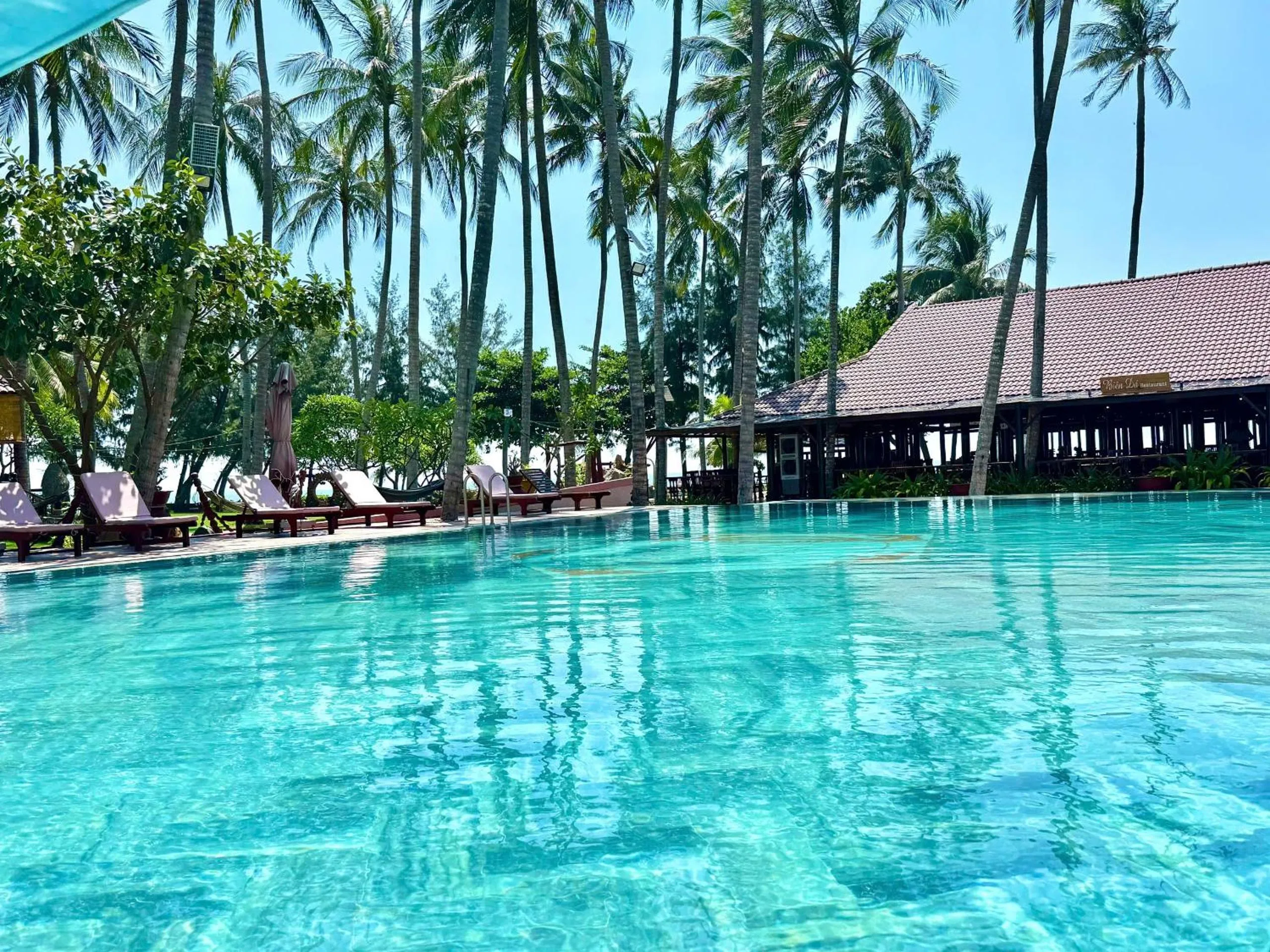 Swimming pool in Ca Ty Mui ne Beach Resort & Spa