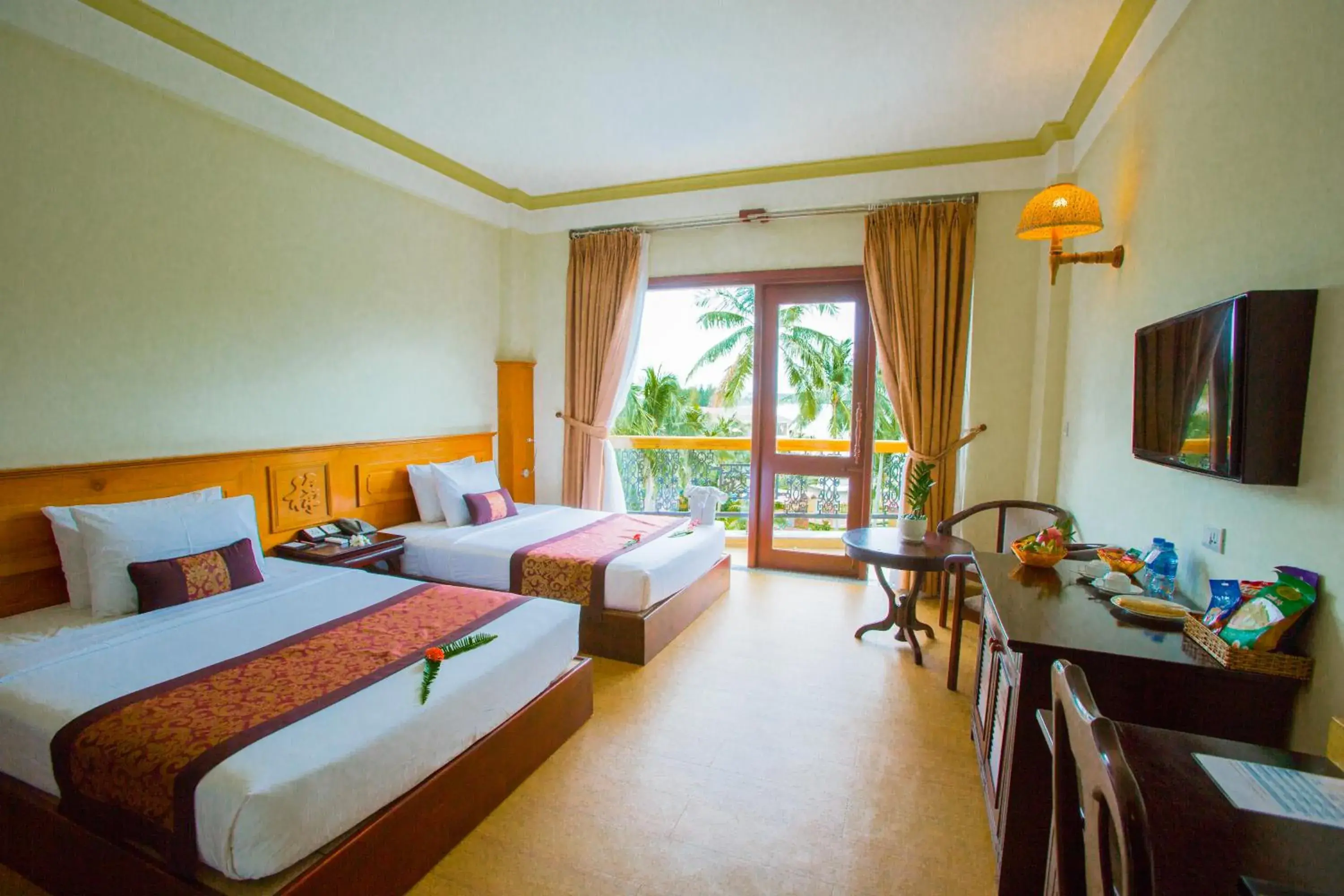 Deluxe Double or Twin Room with Garden View in Ca Ty Mui ne Beach Resort & Spa Deluxe Double or Twin Room with Garden View in Ca Ty Mui ne Beach Resort & Spa