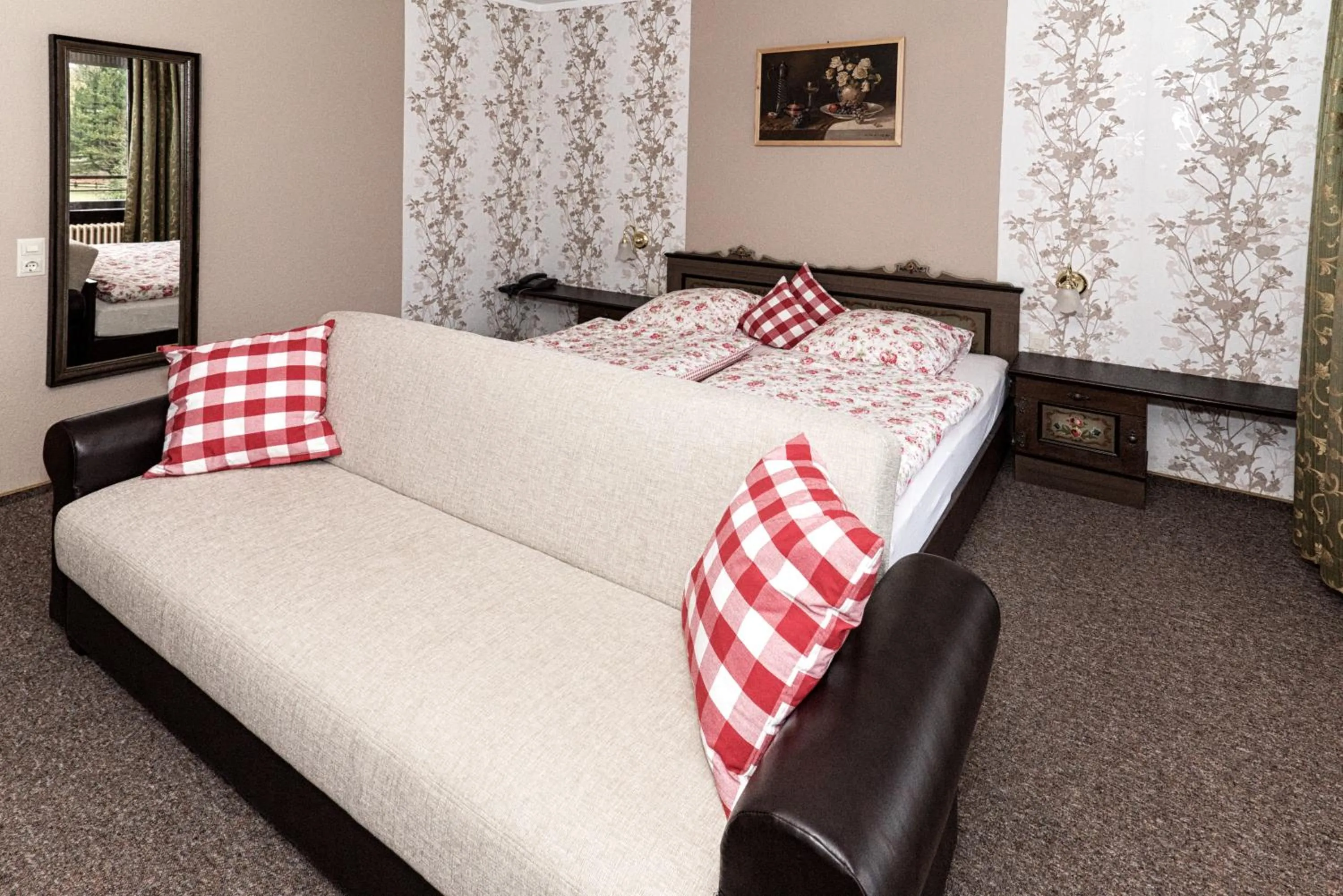 Bed in Hotel-Restaurant Johanniskreuz