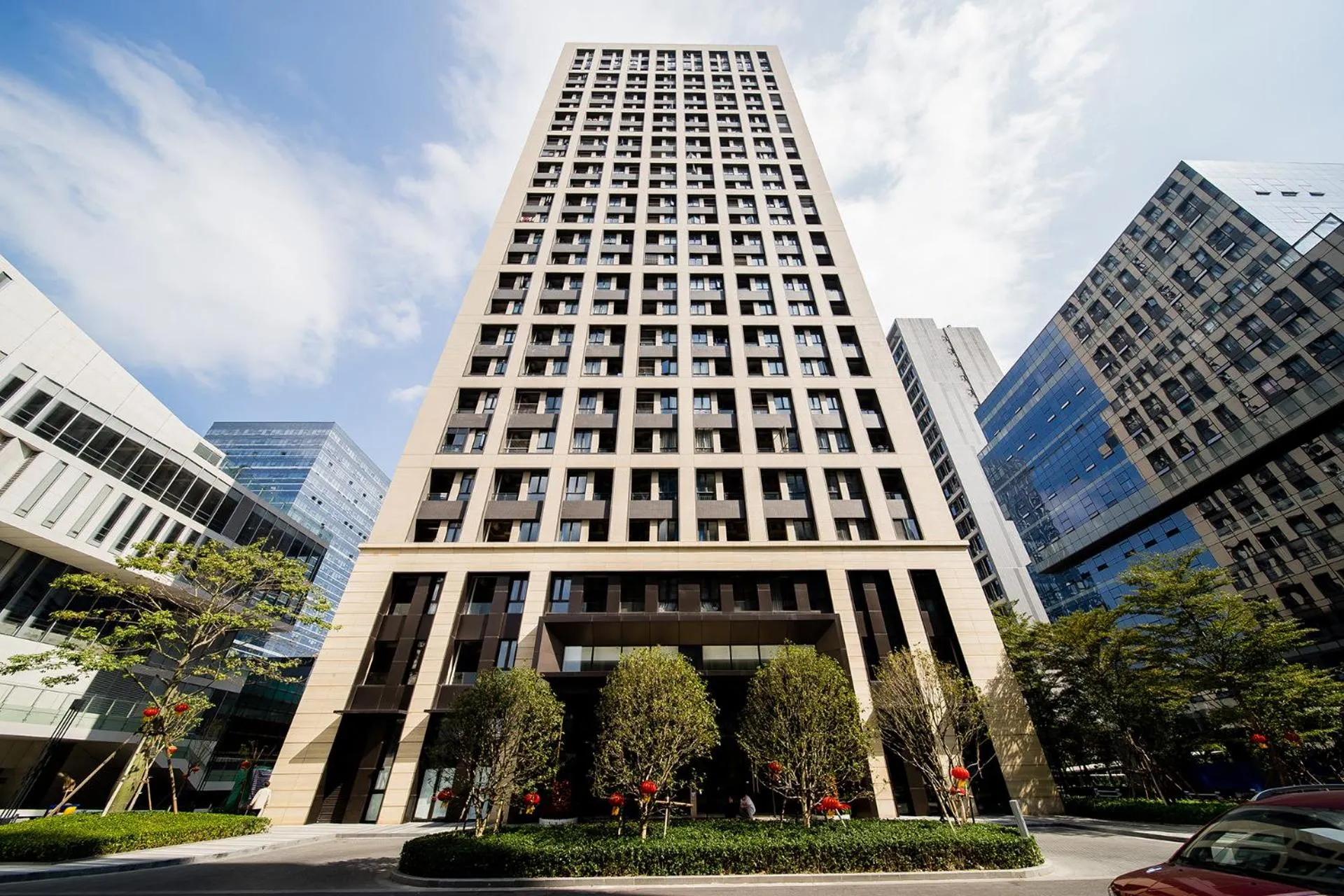 Property building in Guangzhou Laiste ApartHotel Science City Greenland Central Plaza Branch - Free Shuttle Bus to Canton Fair Complex During Canton Fair Period