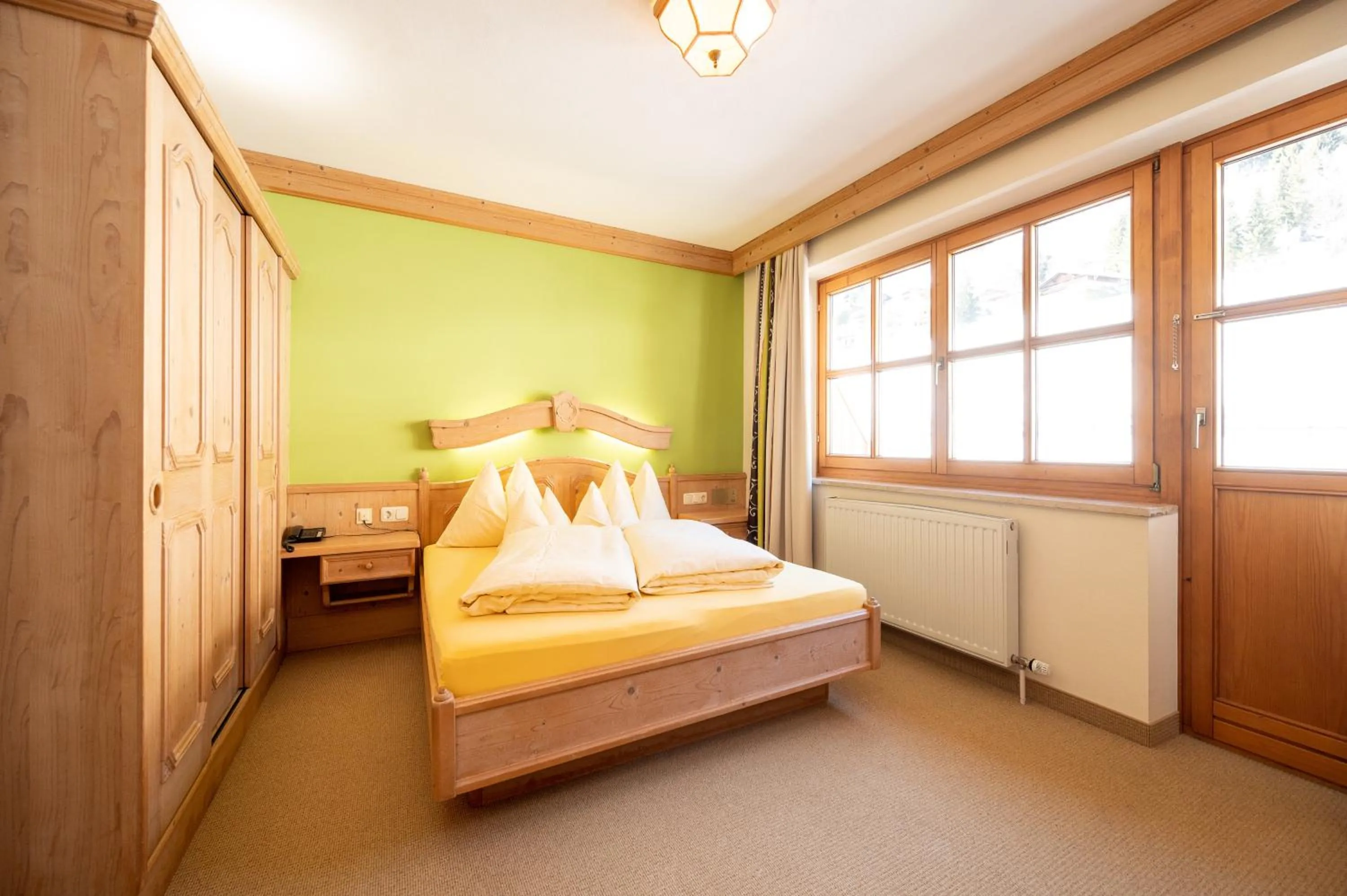 Photo of the whole room, Bed in Familienhotel Lengauer Hof