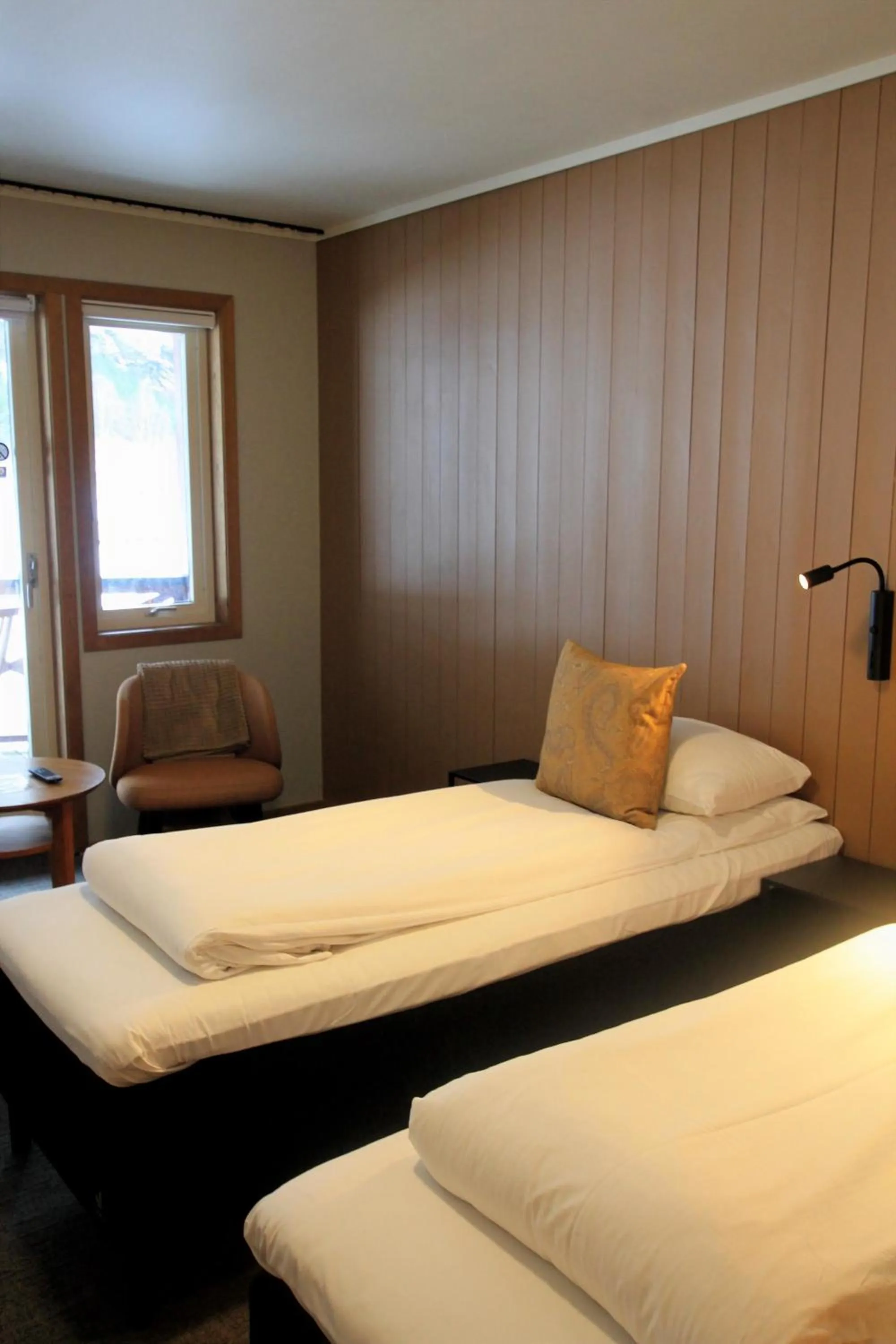 Photo of the whole room, Bed in Flåmsbrygga Hotel