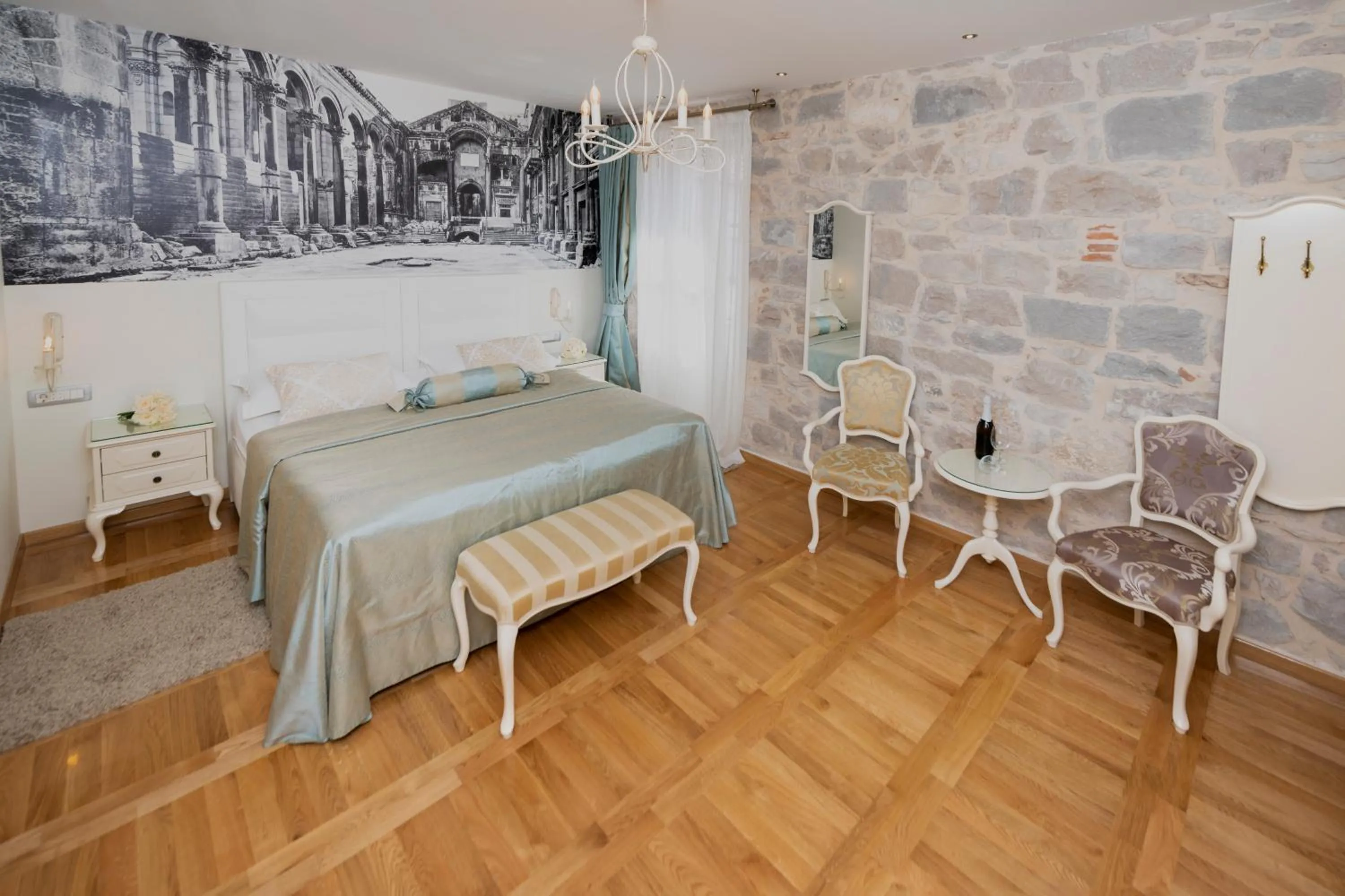 Bedroom, Bed in Gothic Palace Heritage