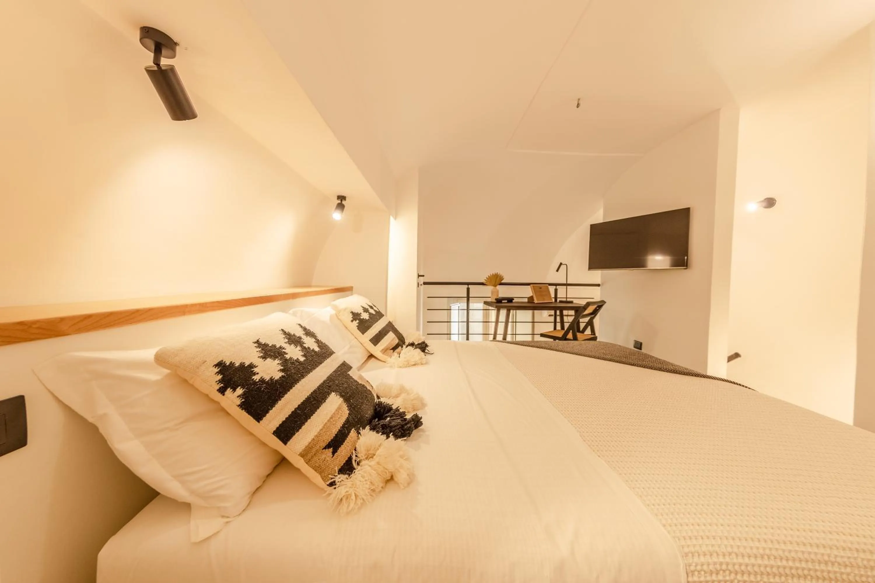 Bedroom, Bed in ES Suites