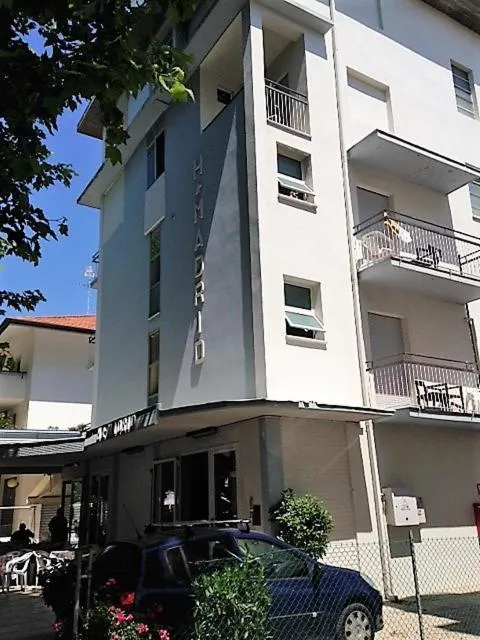 Property building in Hotel Madrid