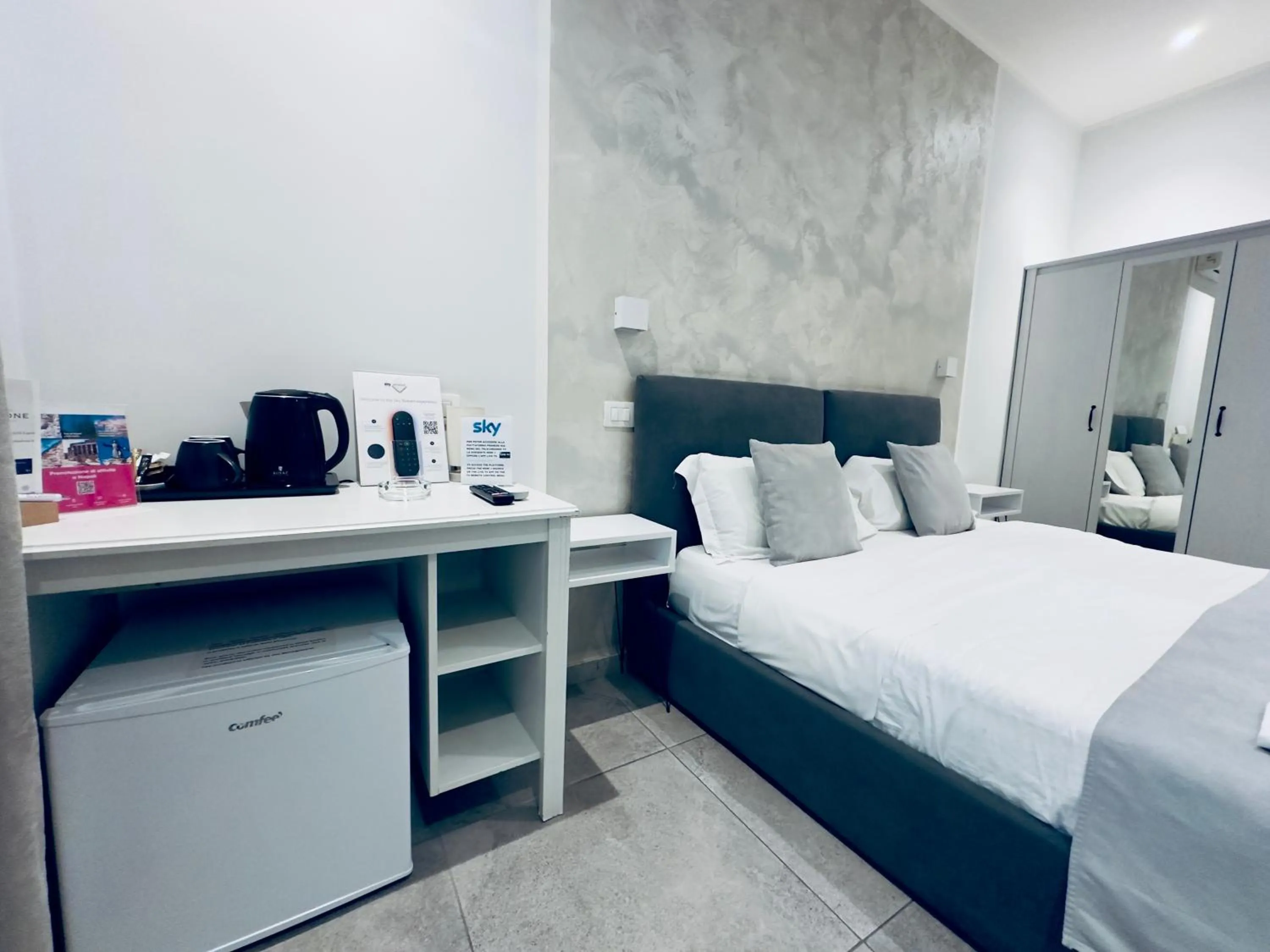 Bedroom, Bed in B&B I Borbone