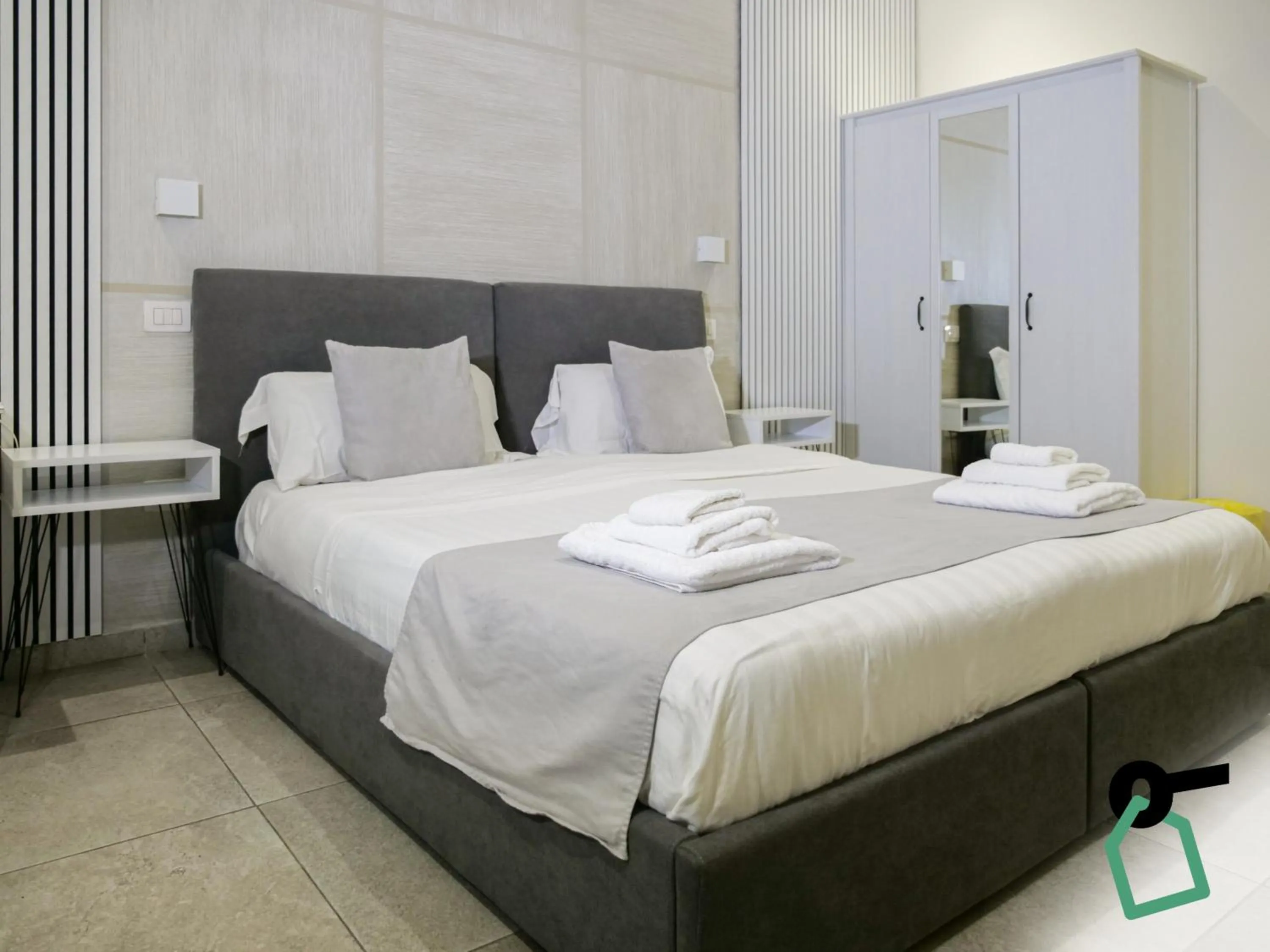 Bedroom, Bed in Hotiday Spaccanapoli I Borbone