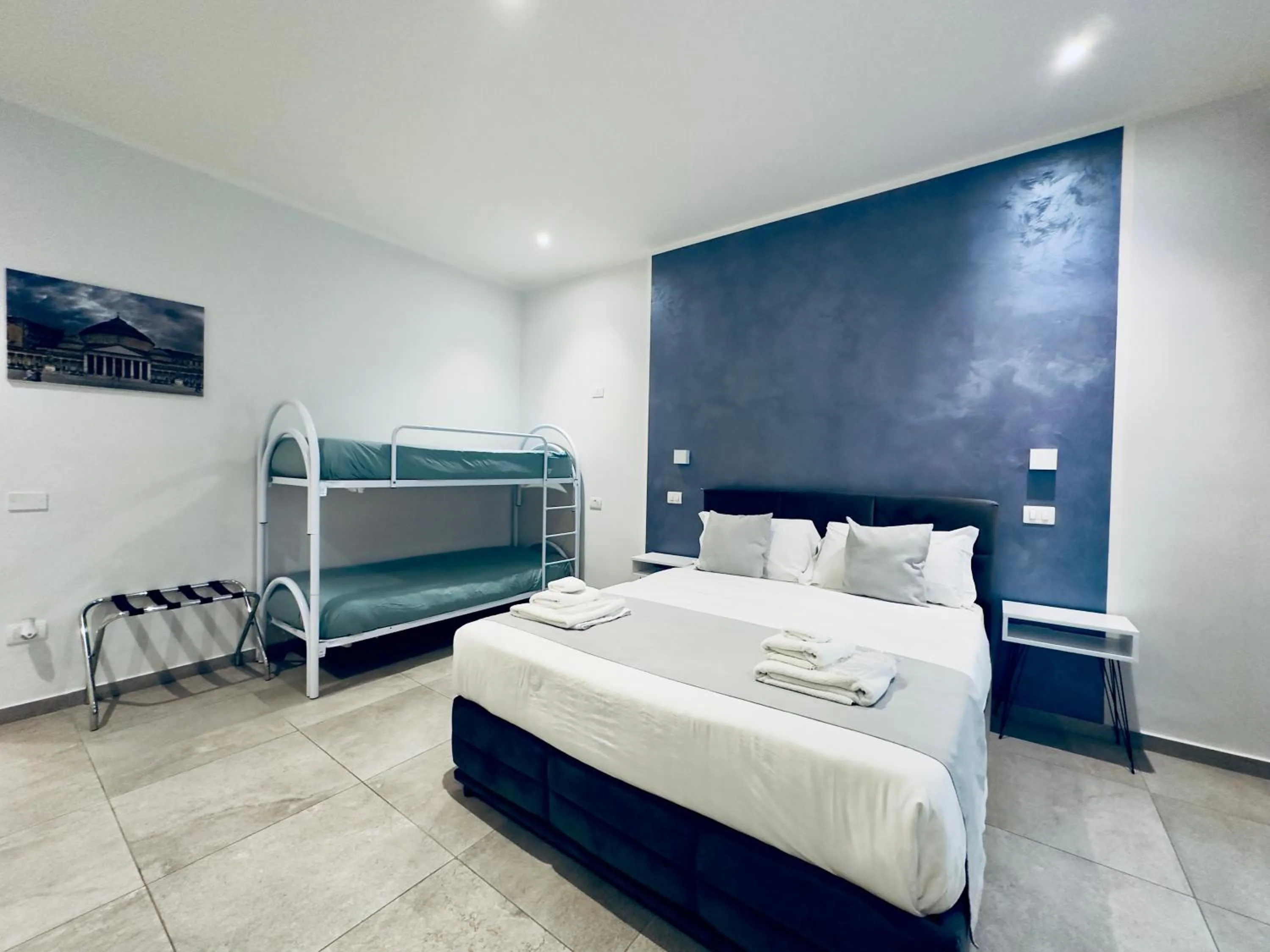 Photo of the whole room, Bed in B&B I Borbone