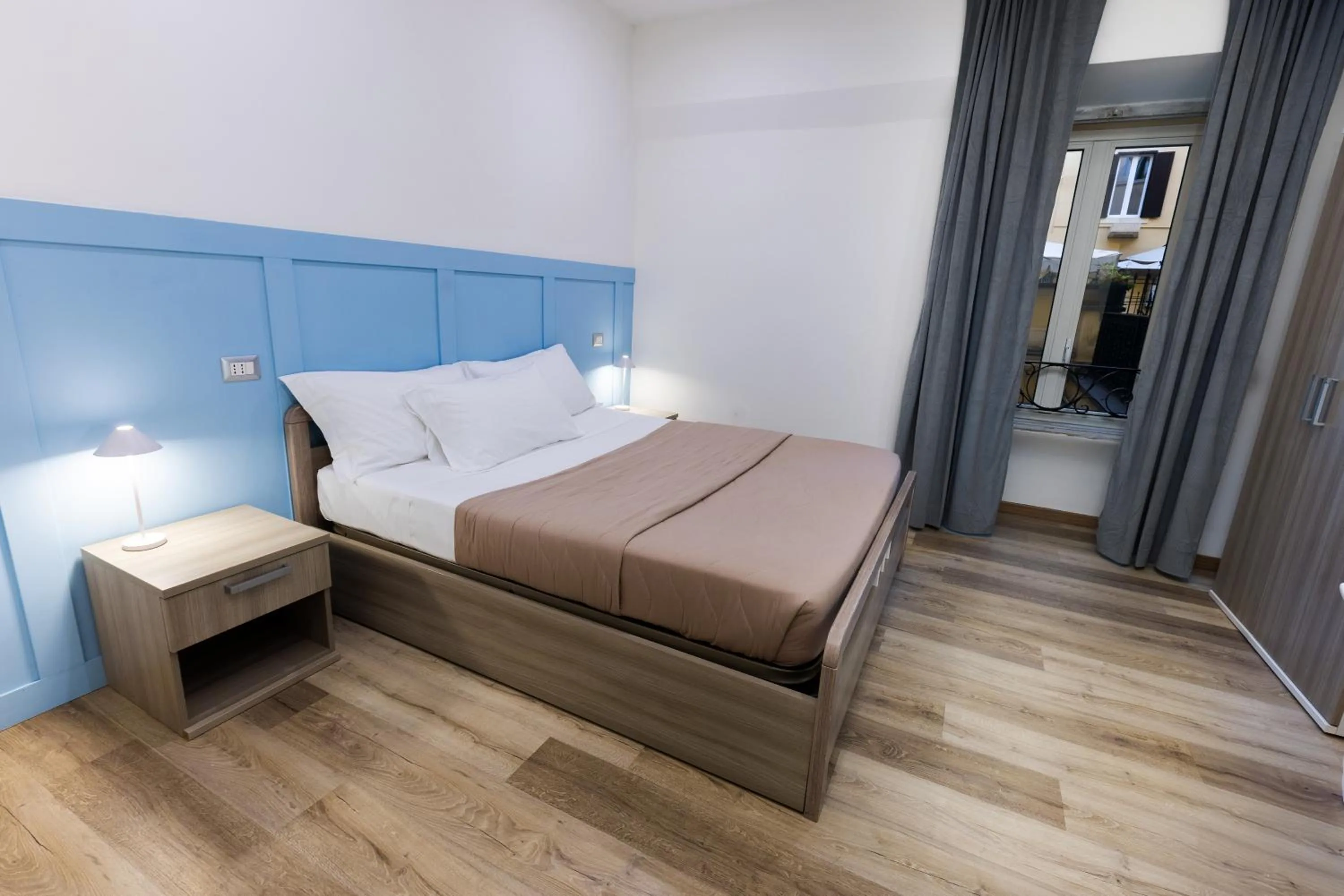 Bedroom, Bed in La Vite Vaticana