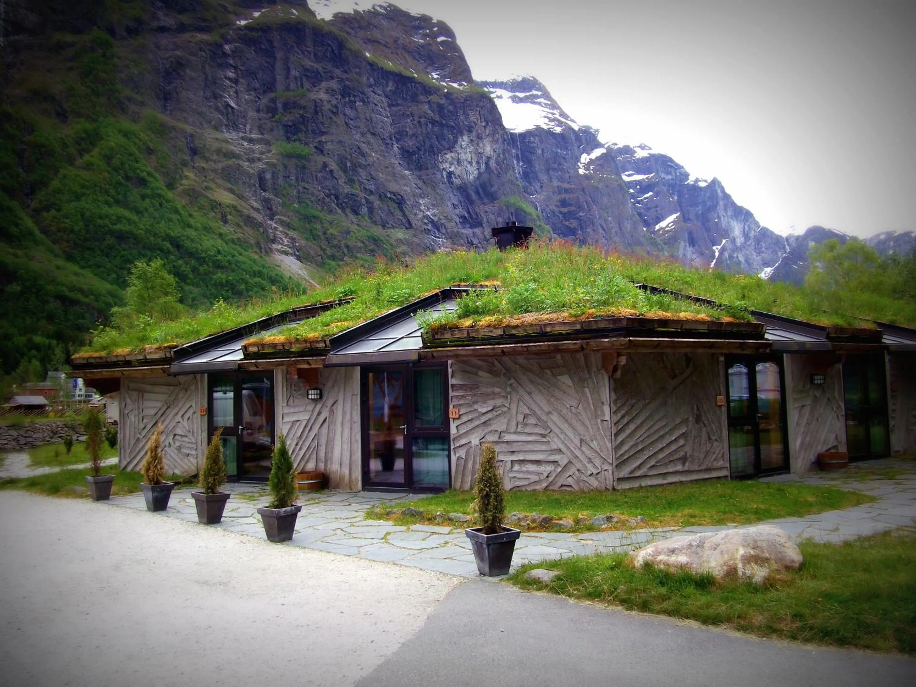Facade/entrance in Gudvangen Fjordtell
