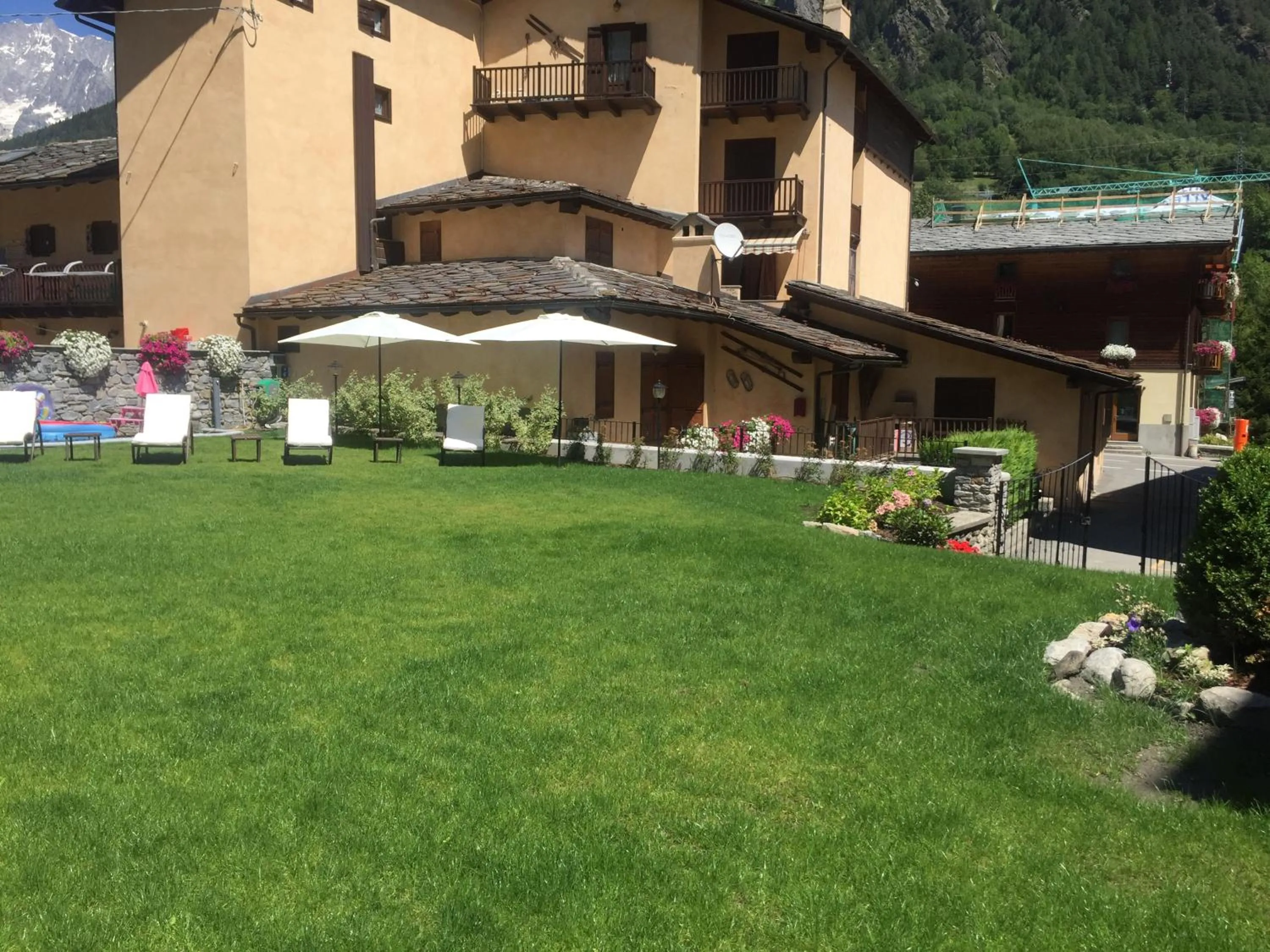 Garden in La Boule de Neige