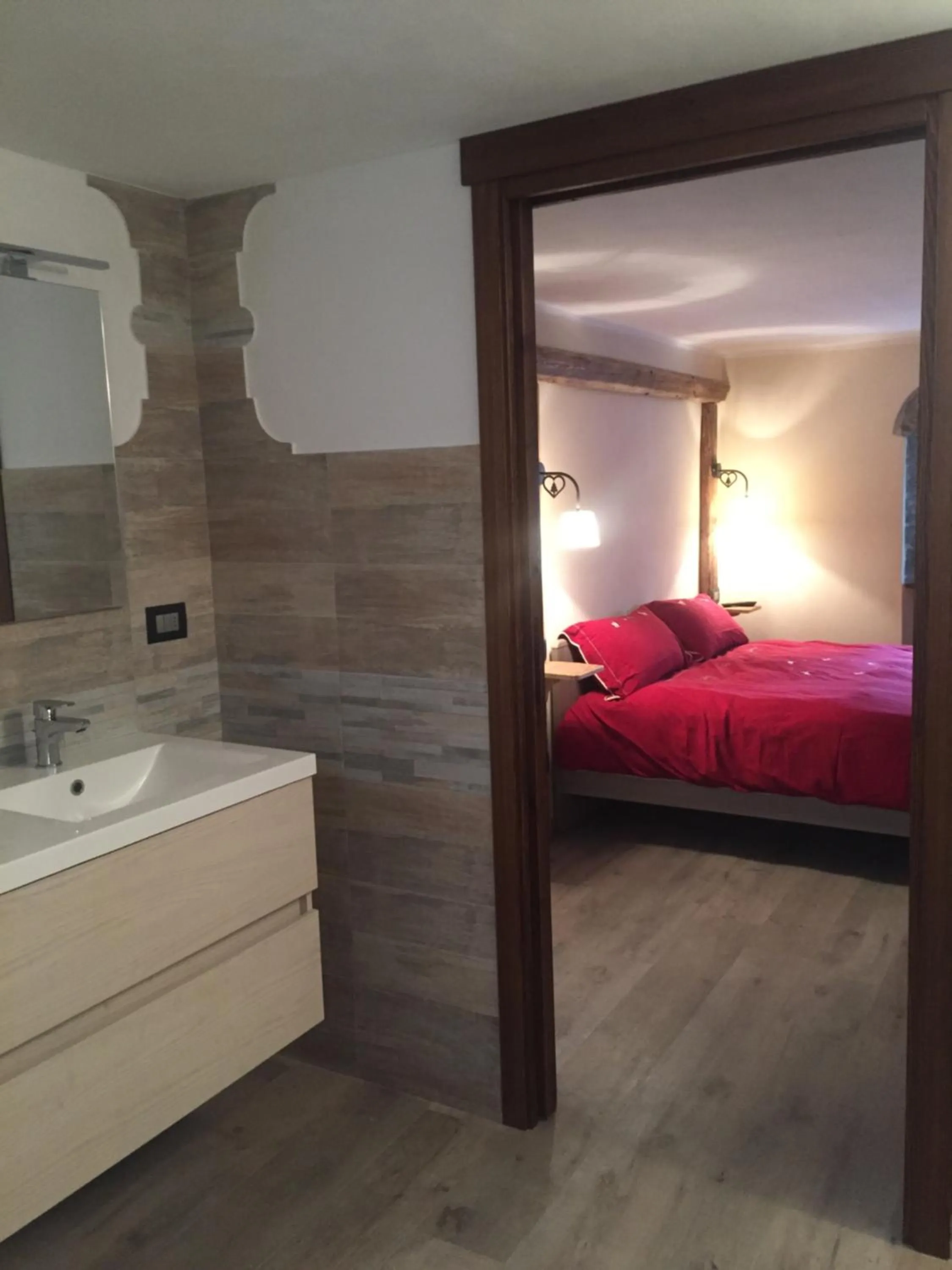 Other, Bed in La Boule de Neige