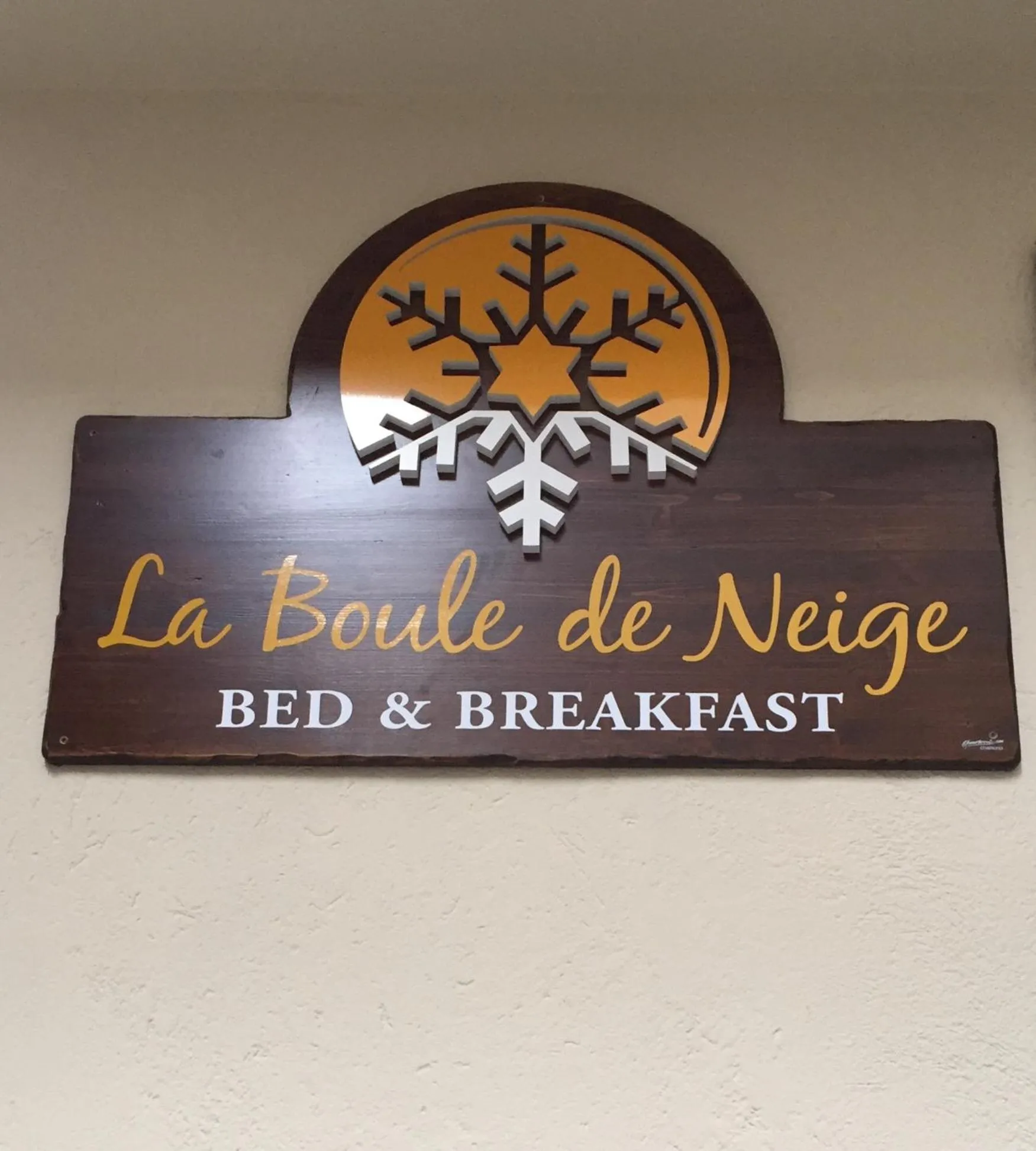 Property logo or sign in La Boule de Neige