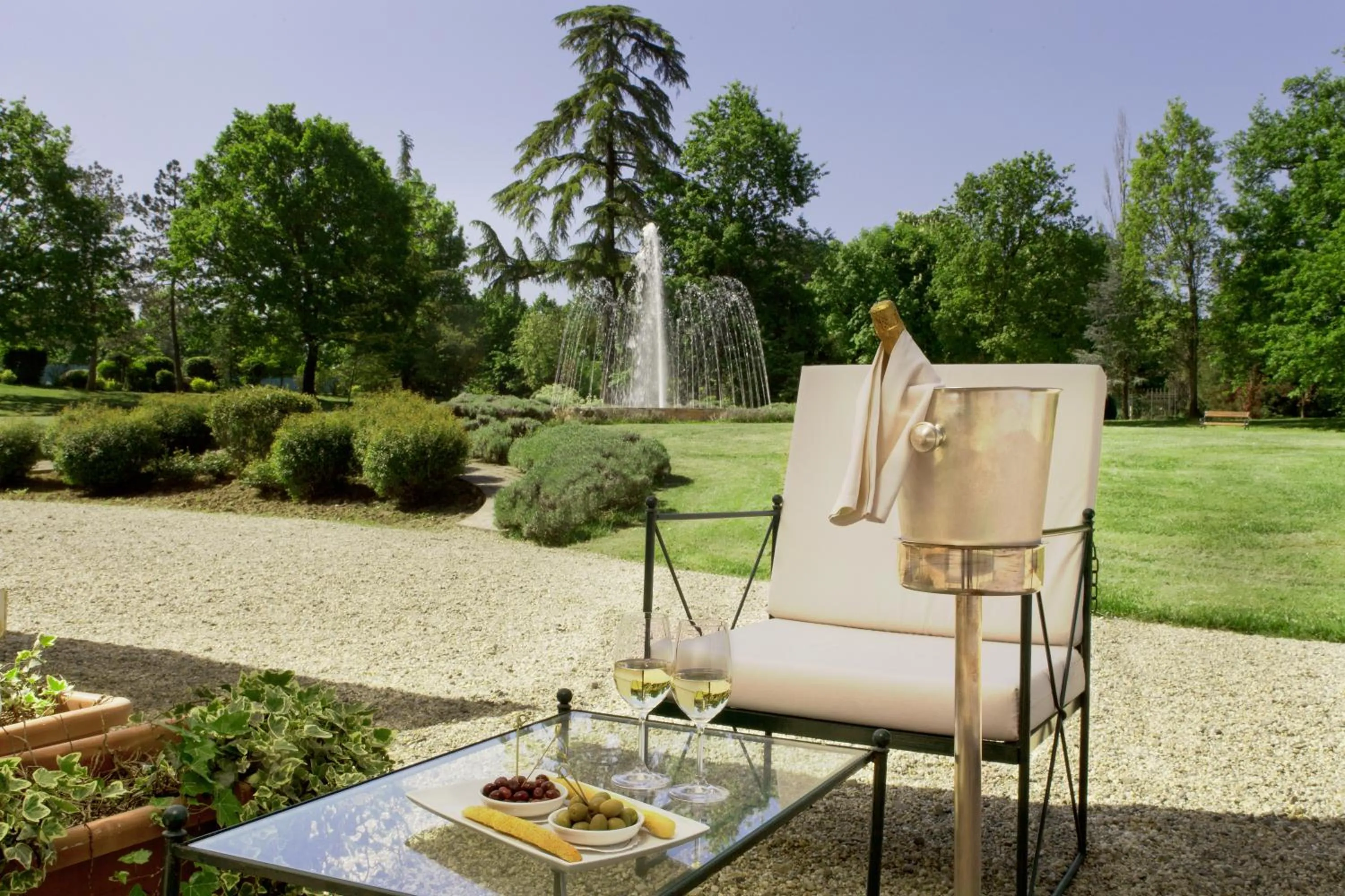 Restaurant/places to eat in Relais Villa Pomela