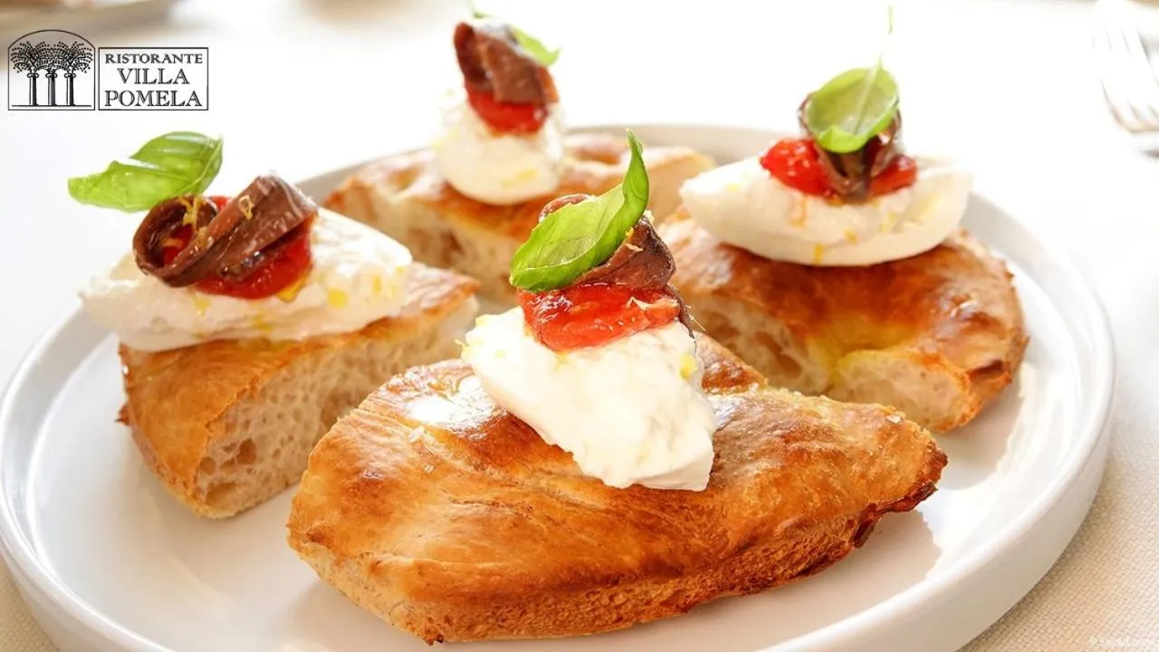 Food and drinks in Relais Villa Pomela