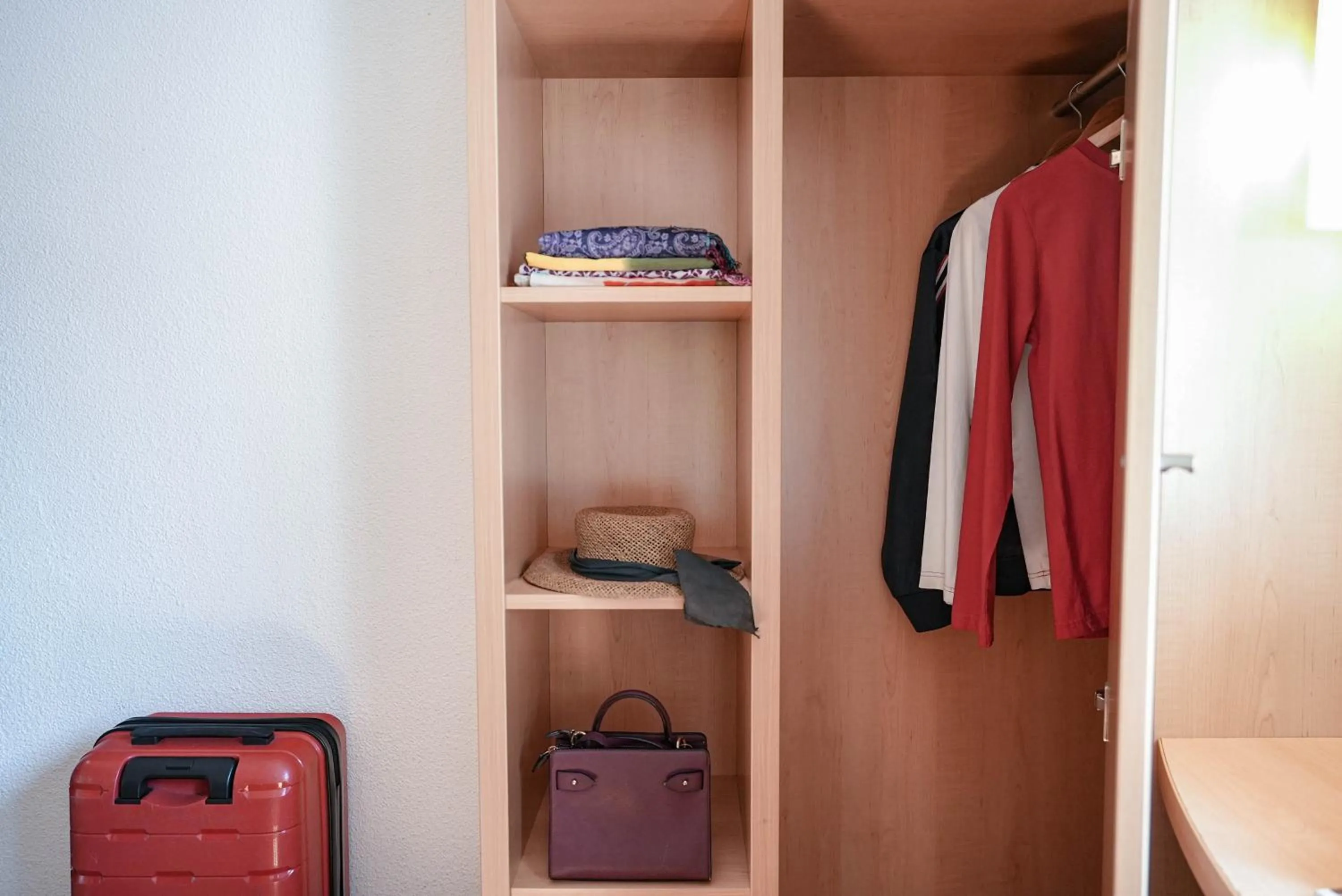Bedroom in ibis Porto Centro São Bento