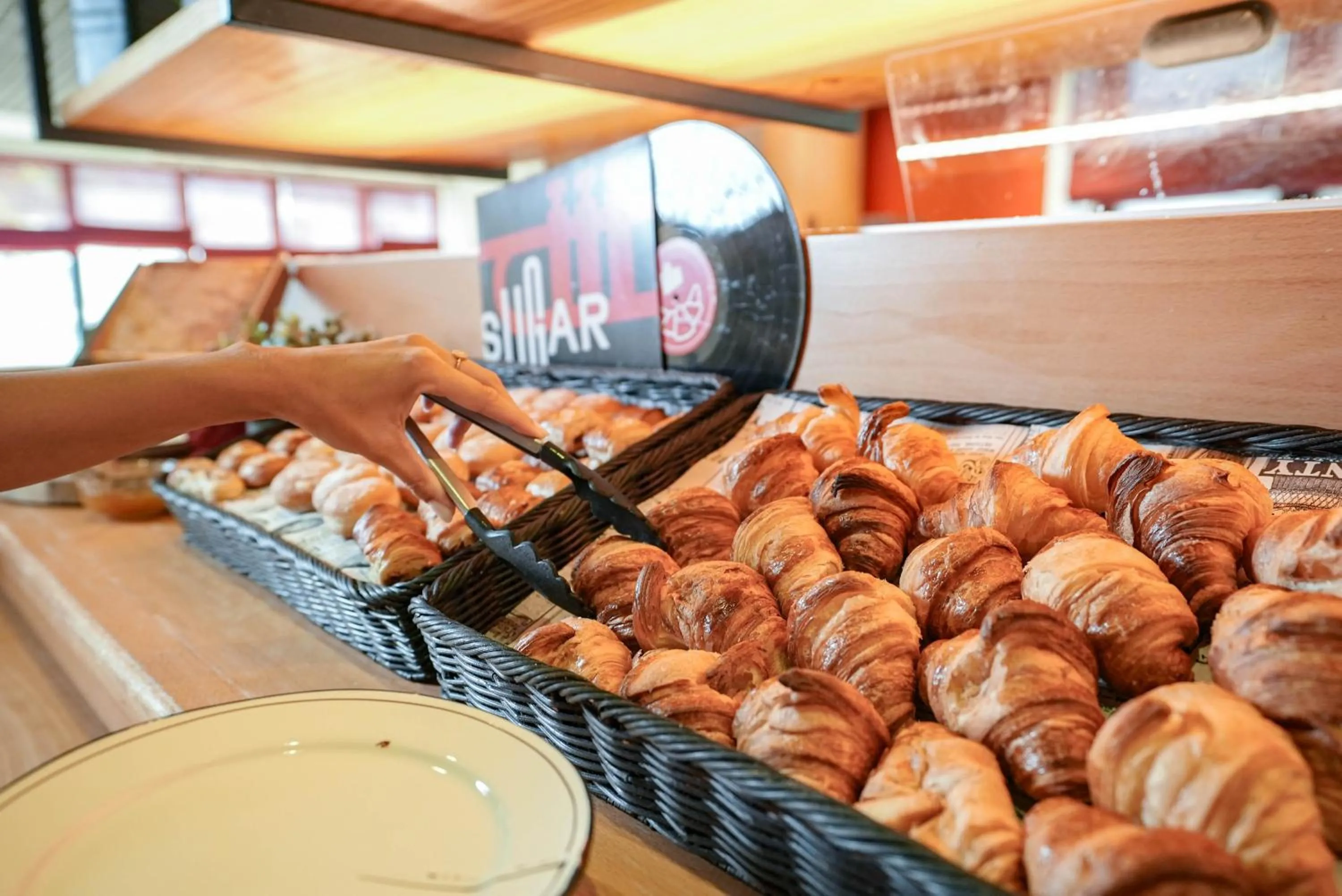 Breakfast in ibis Porto Centro São Bento