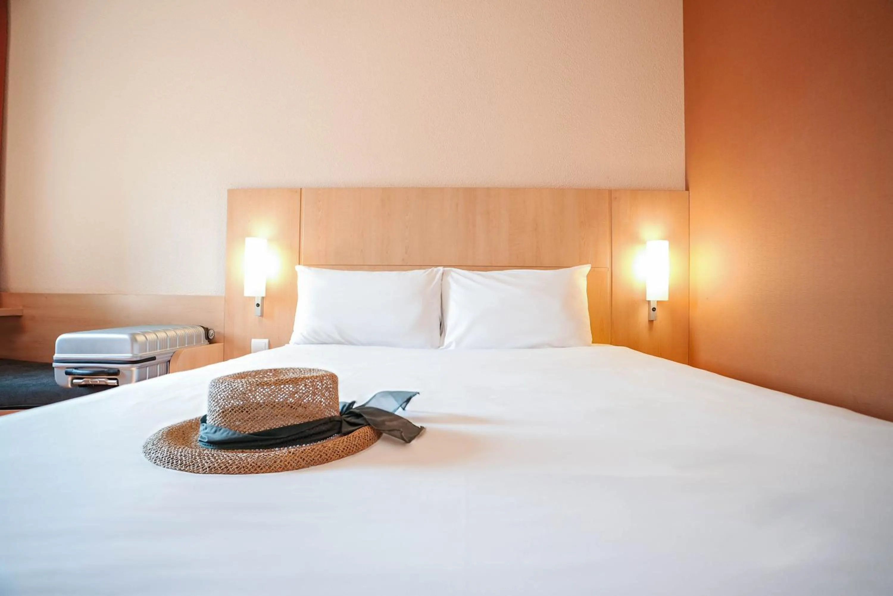 Bedroom, Bed in ibis Porto Centro São Bento