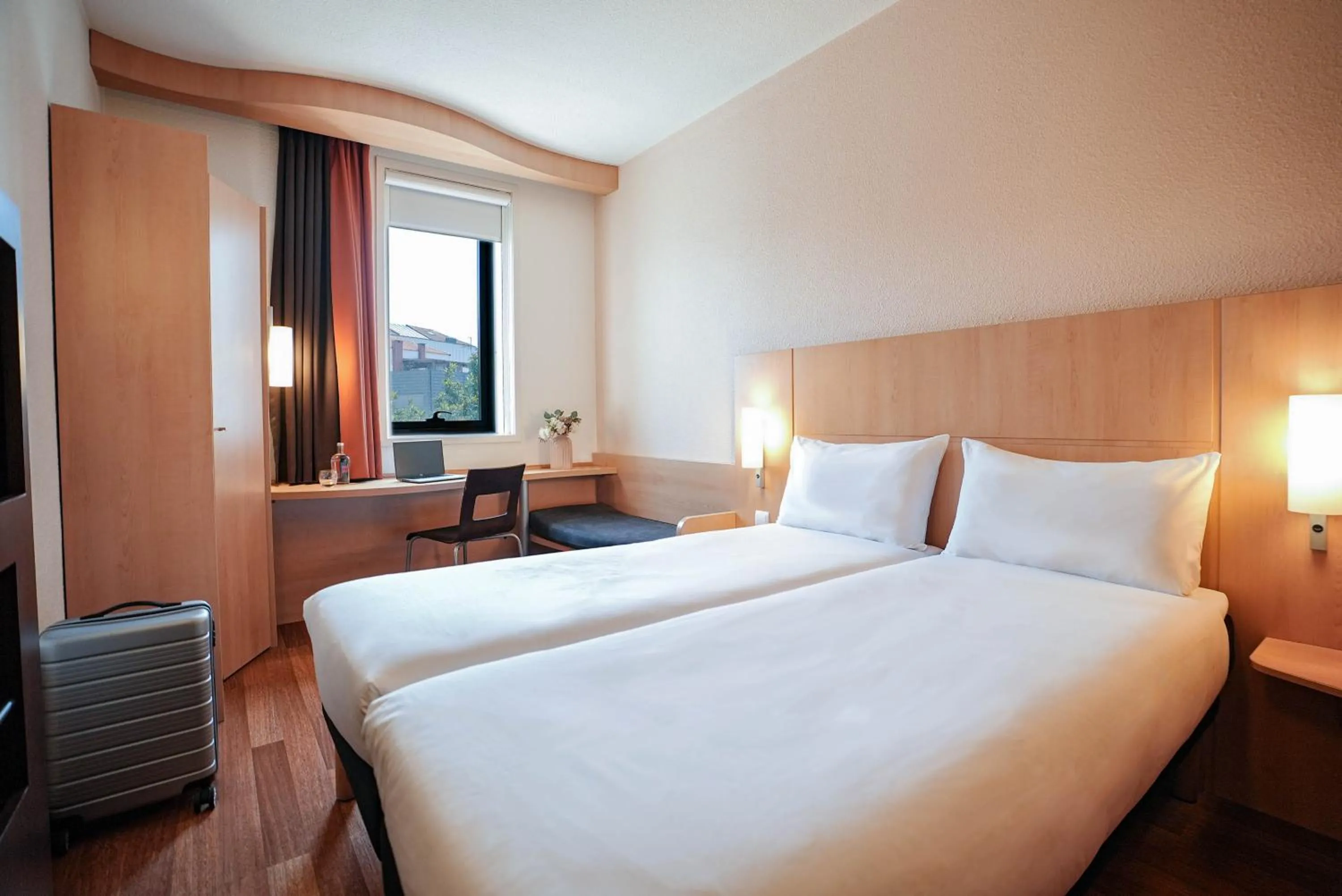 Bedroom, Bed in ibis Porto Centro São Bento