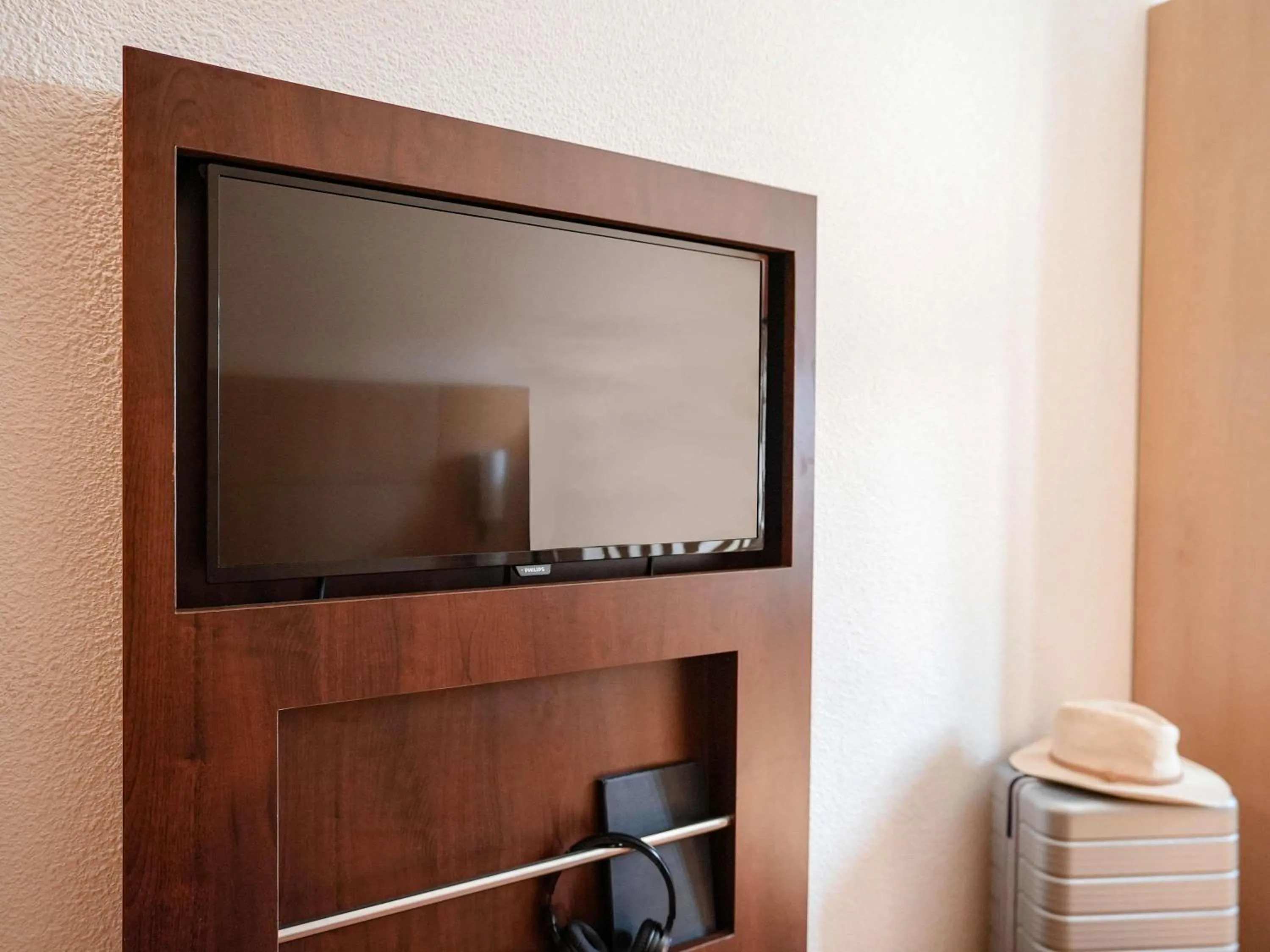Bedroom in ibis Porto Centro São Bento