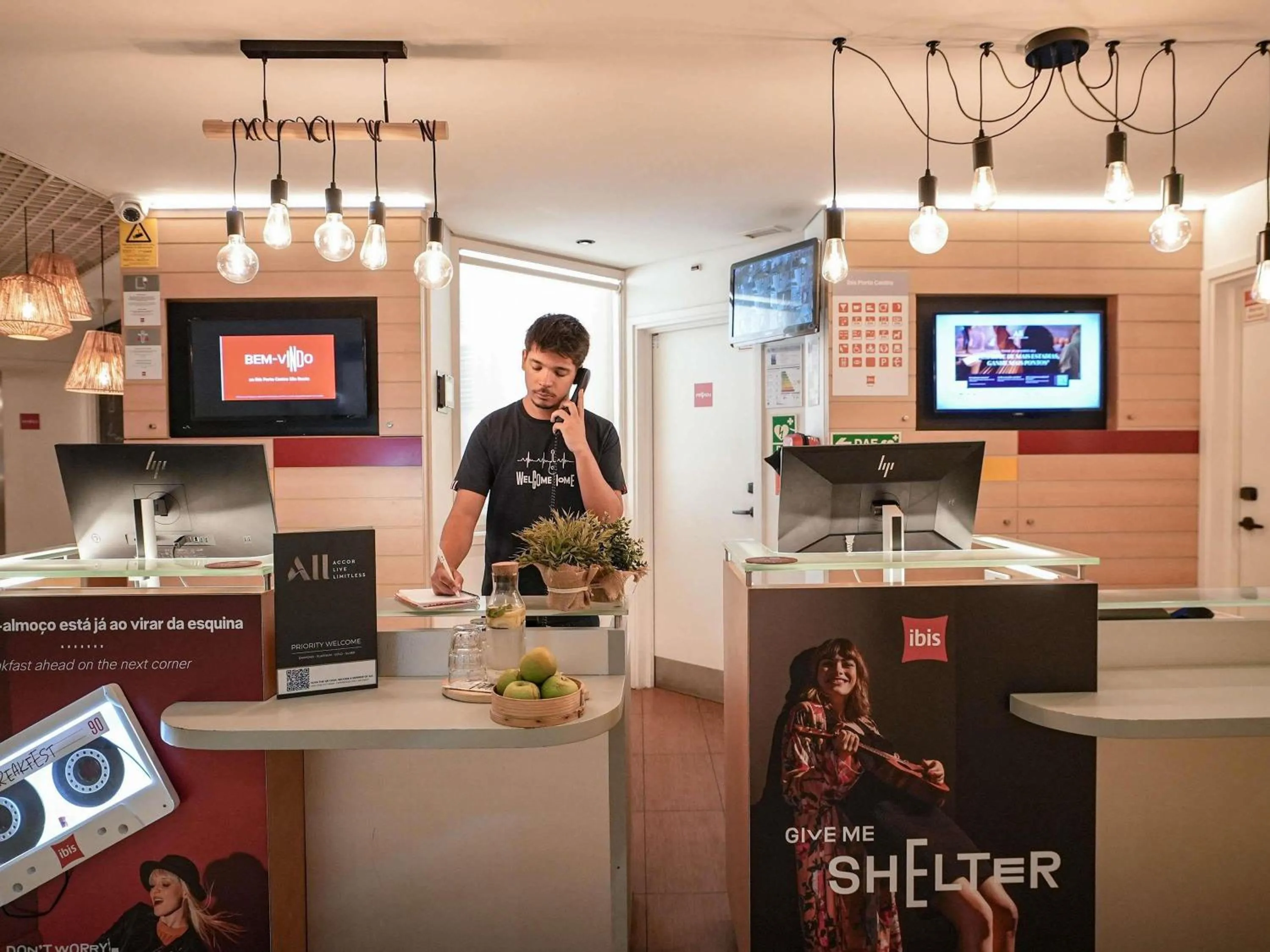 Property building in ibis Porto Centro São Bento