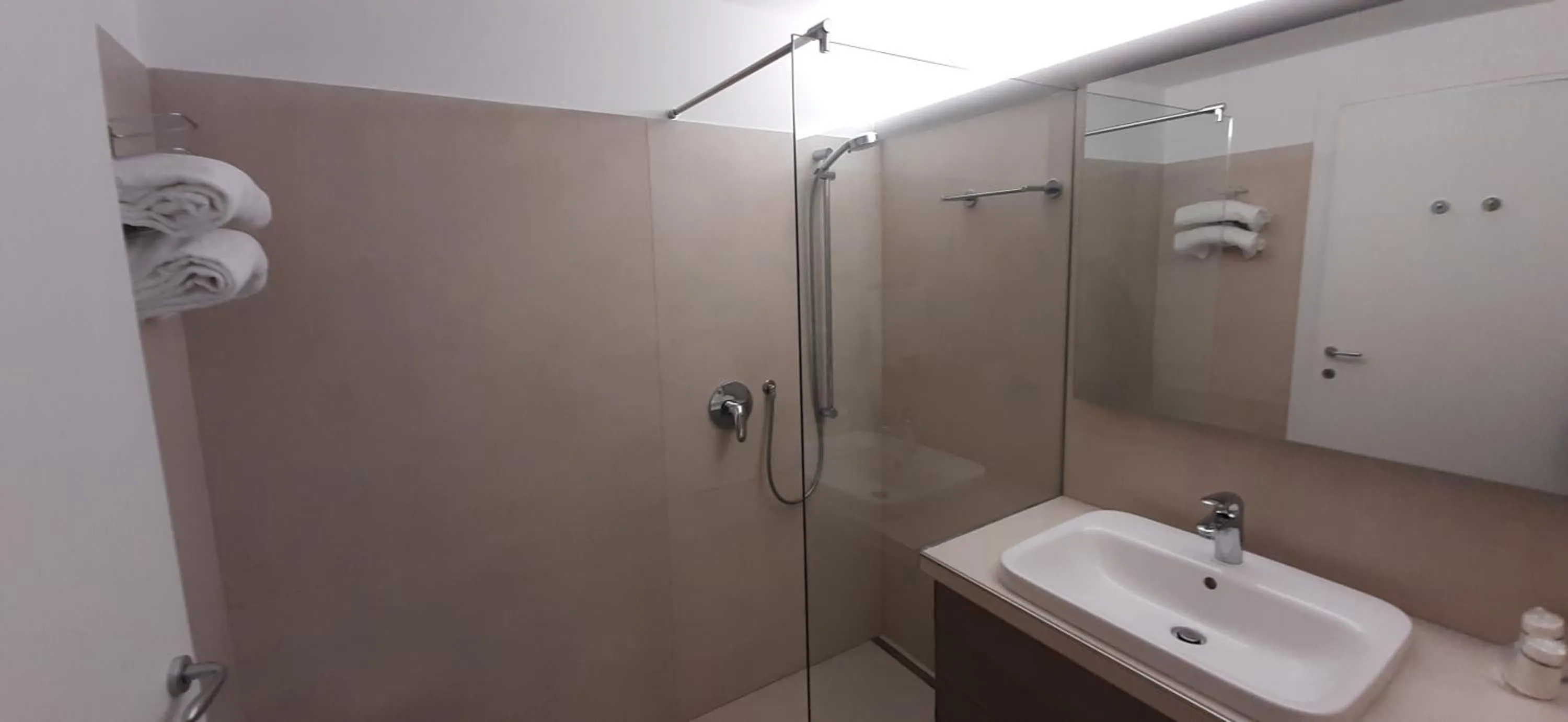 Delta Hotel Apartments