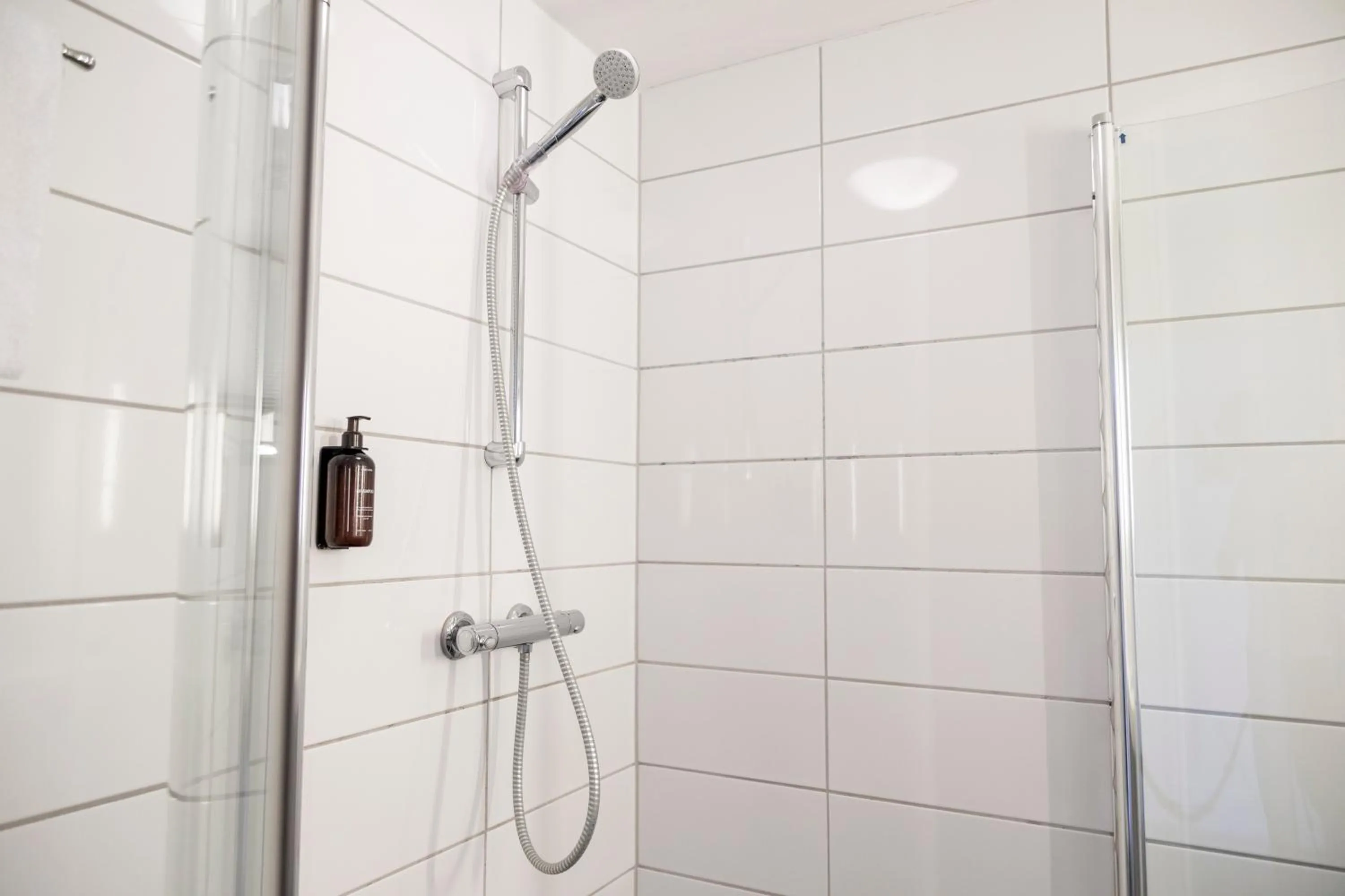 Bathroom in Home Hotel Atlantic