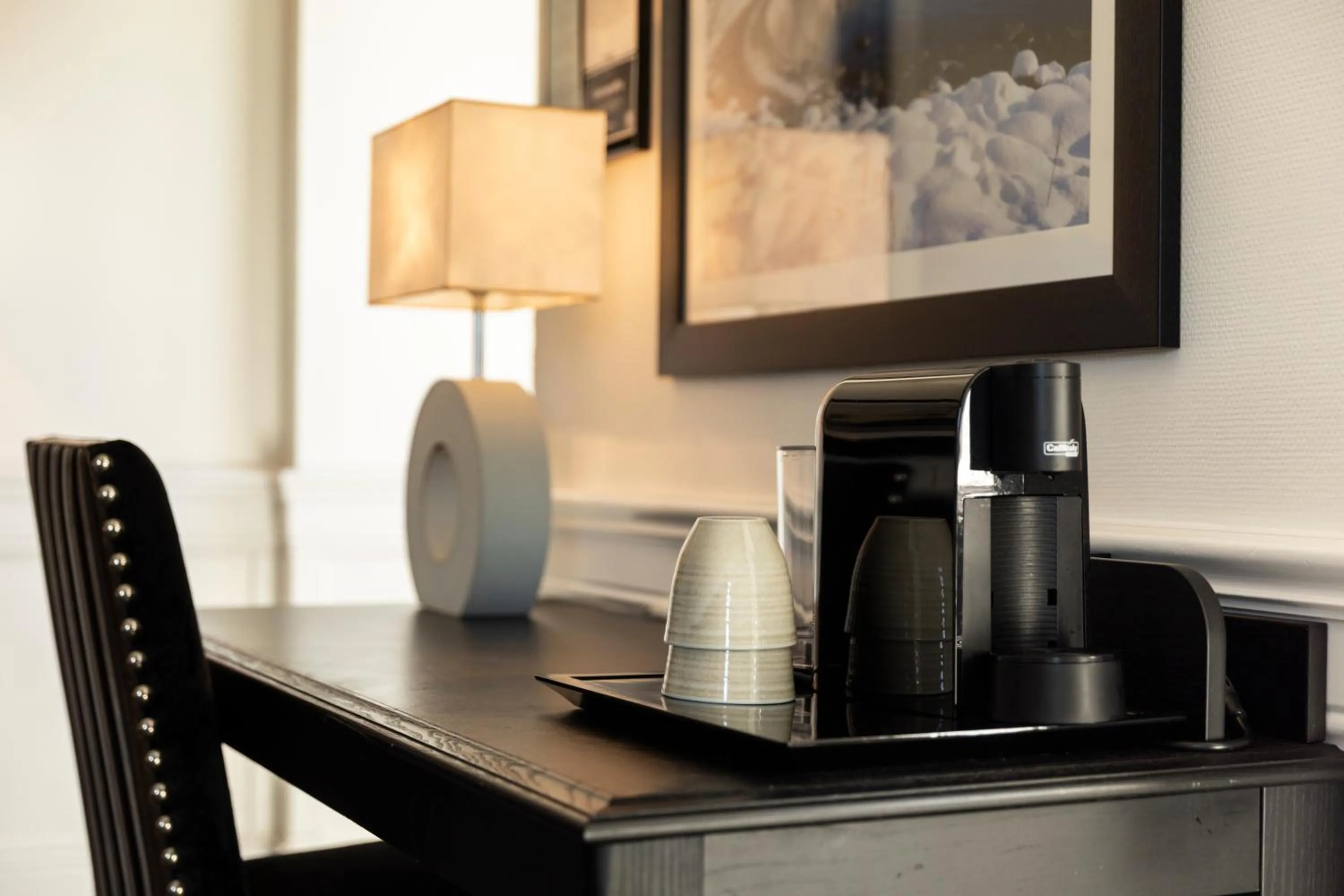 Coffee/tea facilities in Home Hotel Atlantic