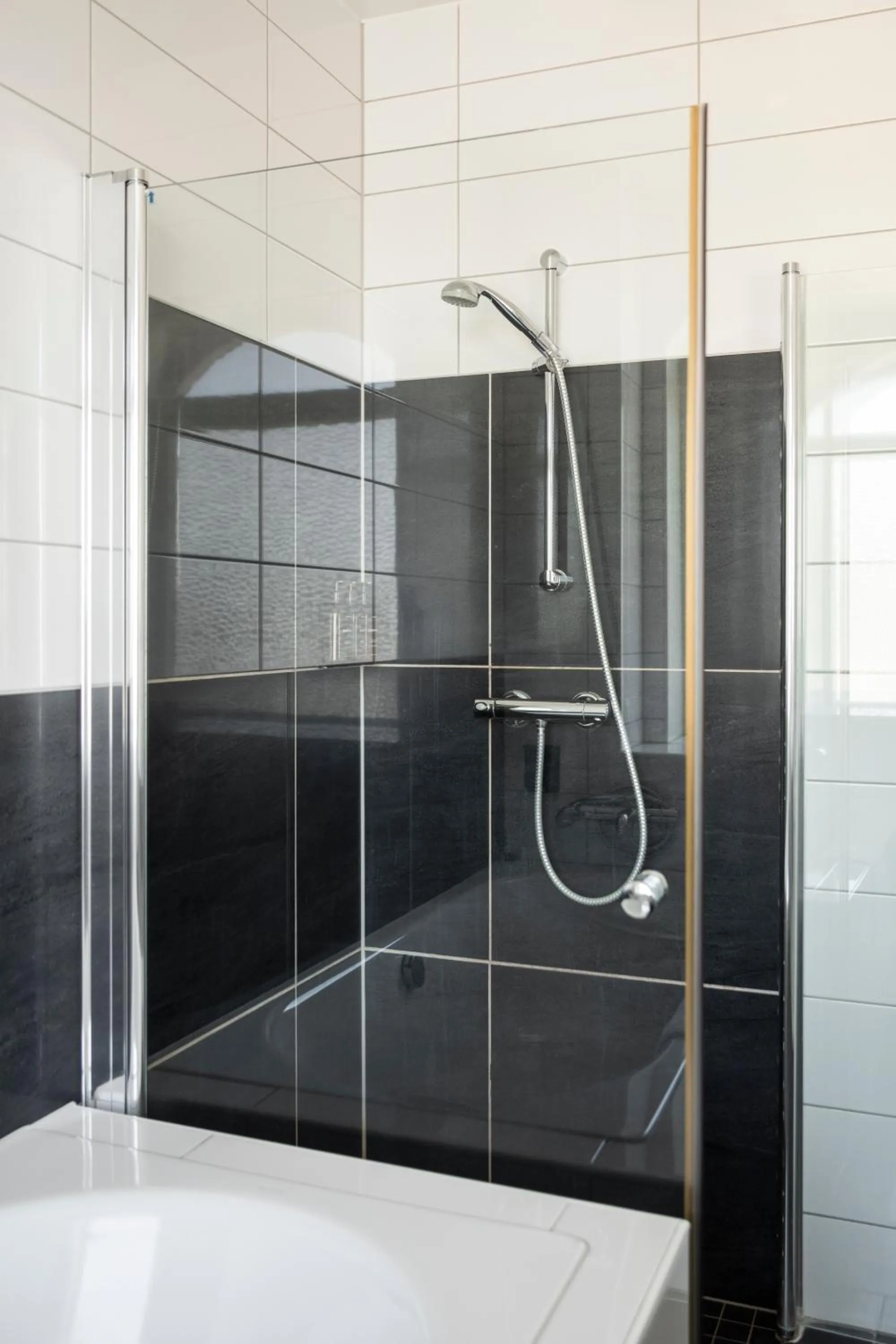 Bathroom in Home Hotel Atlantic