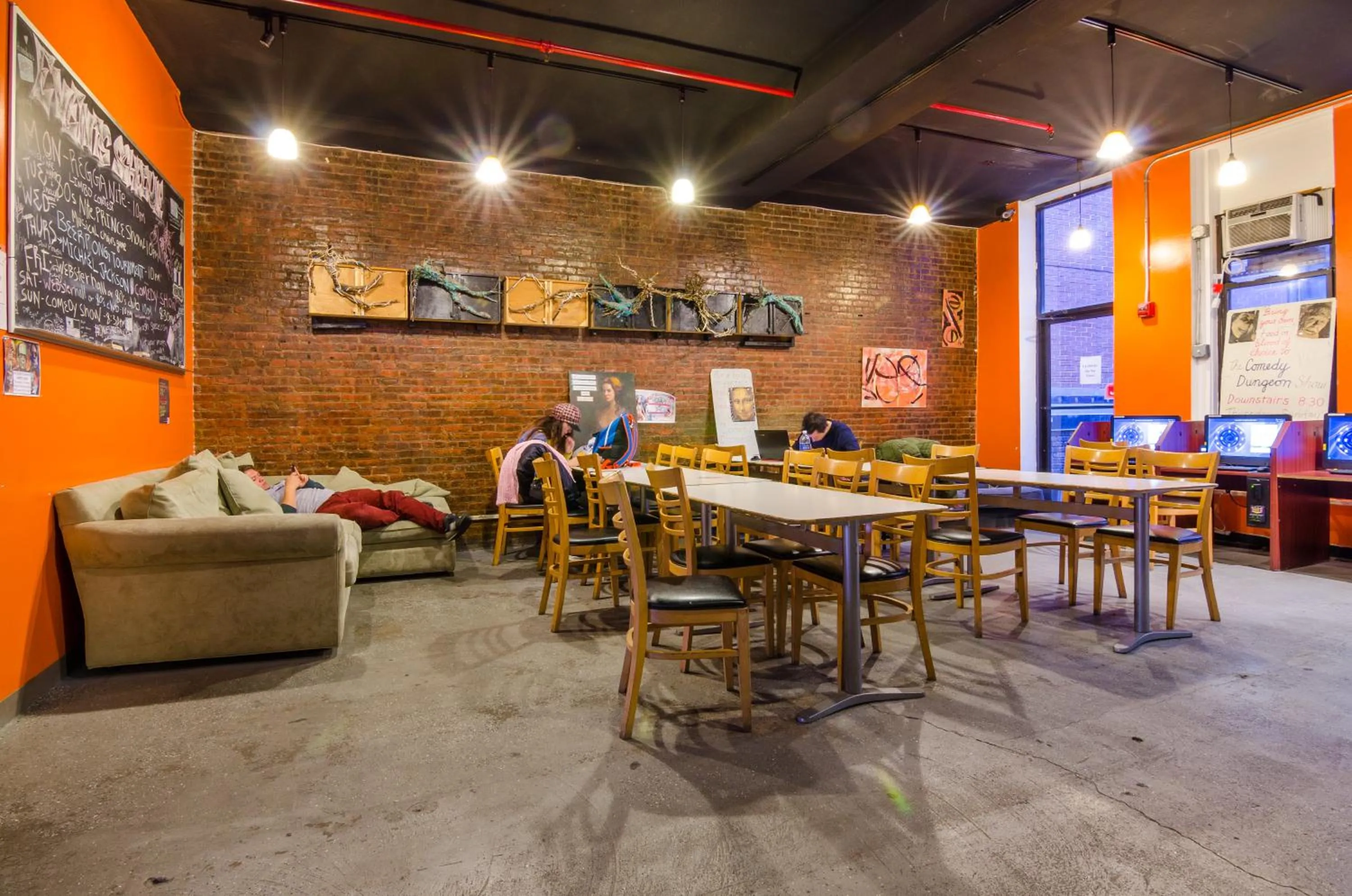 Other, Restaurant/Places to Eat in Jazz on the Park Youth Hostel