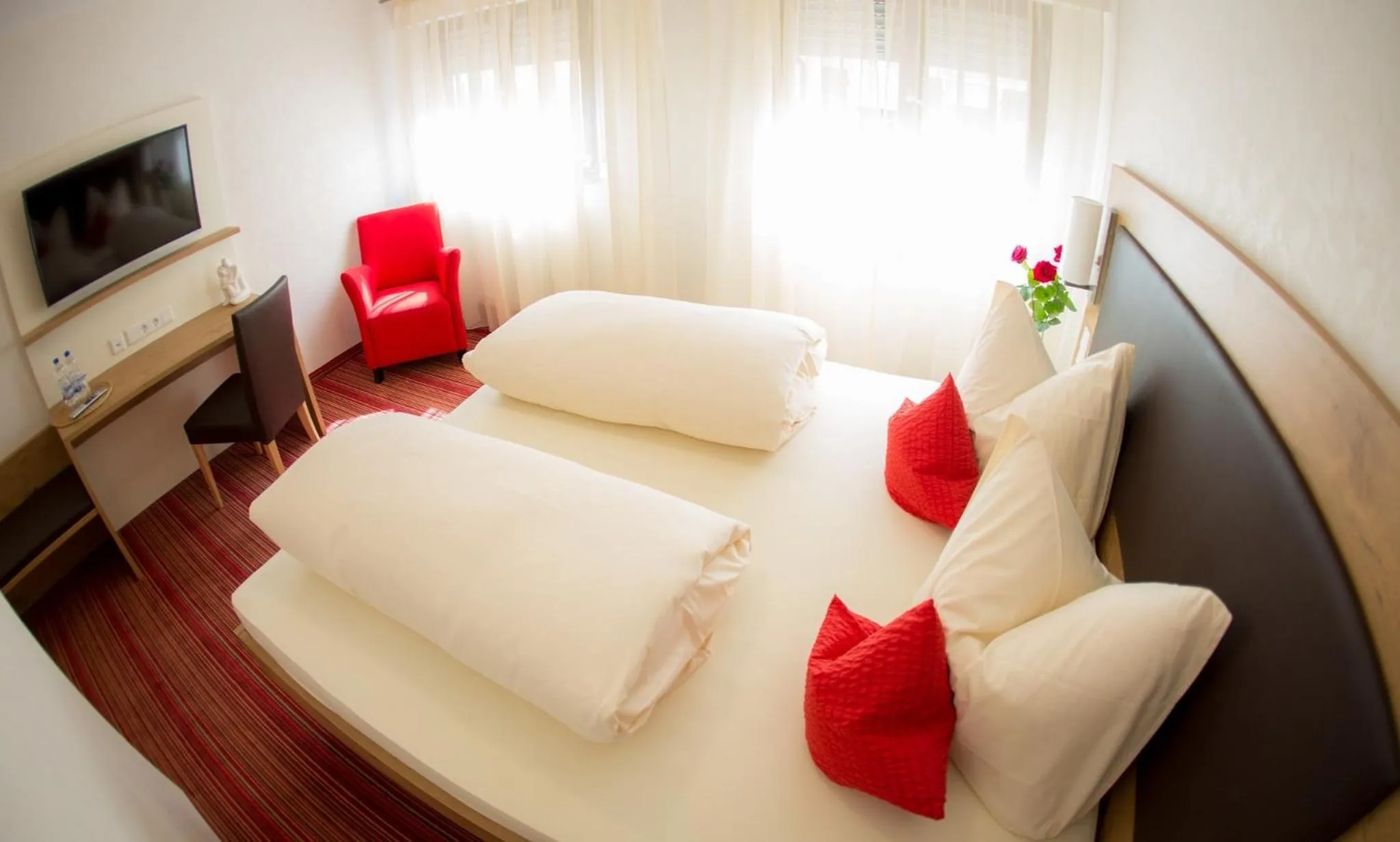 Photo of the whole room, Bed in Hotel Ochsen