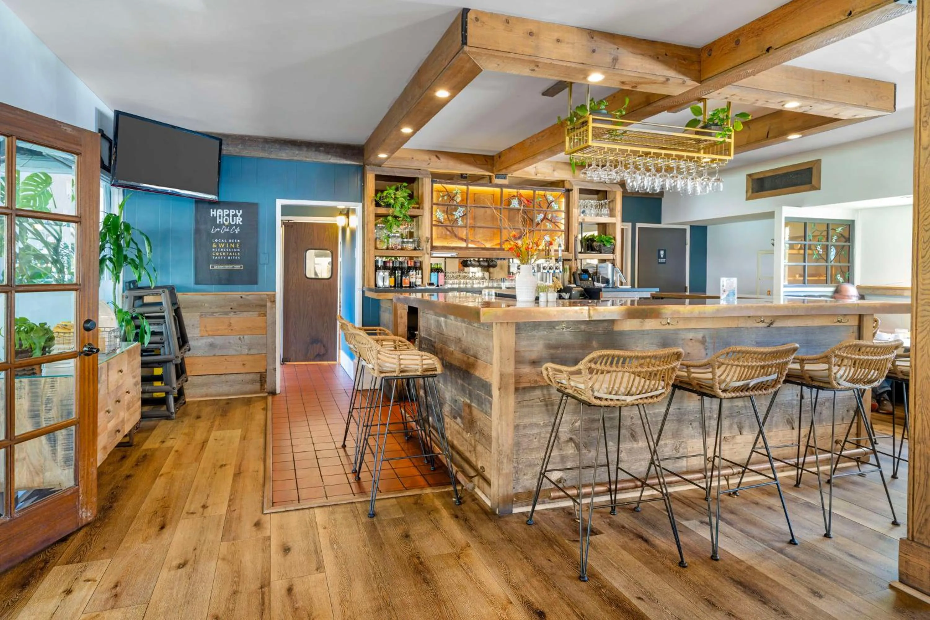 Restaurant/places to eat in Best Western Plus Santa Barbara