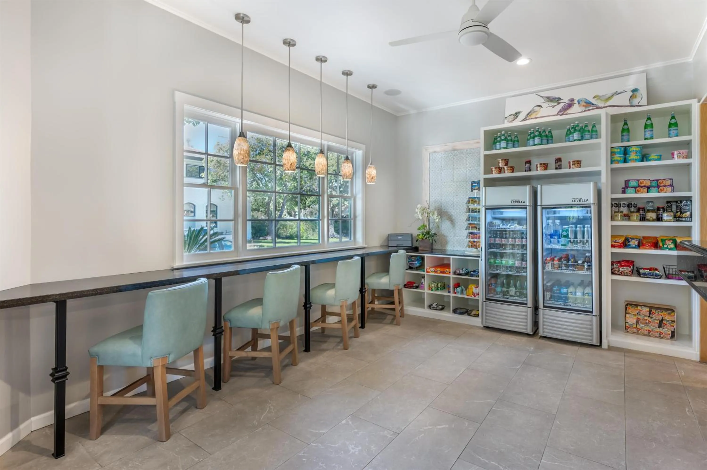 Property building in Best Western Plus Santa Barbara