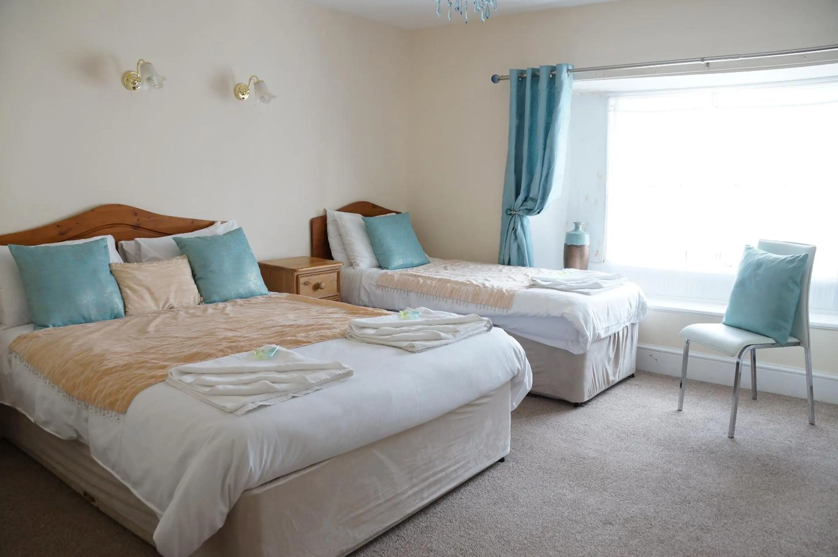 Bedroom in The Eyre Court